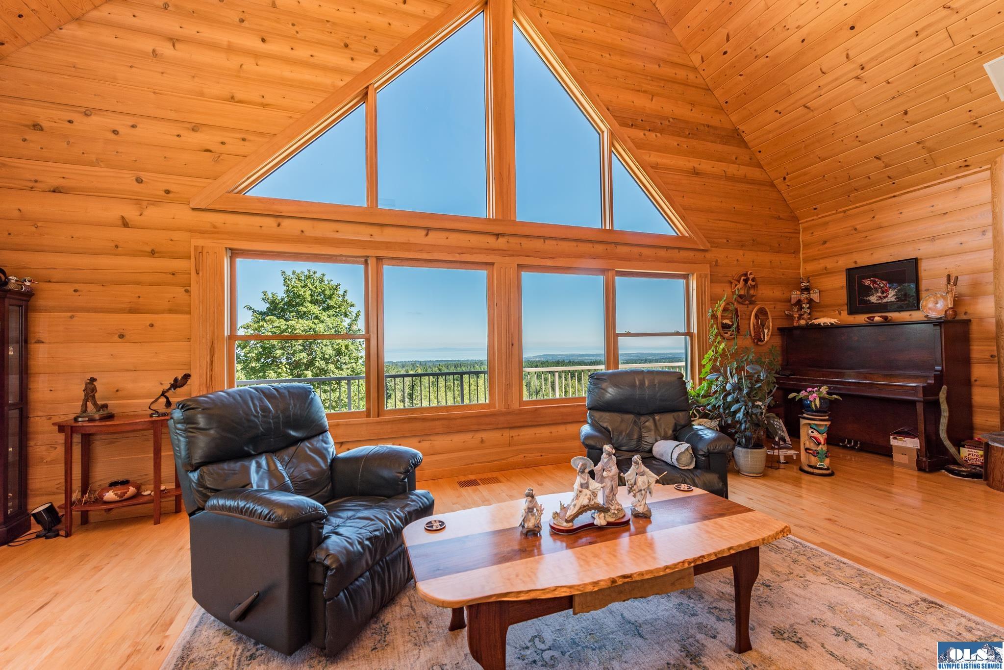 Port Angeles, Washington, 98362, United States, 3 Bedrooms Bedrooms, ,4 BathroomsBathrooms,Residential,Active,1808317