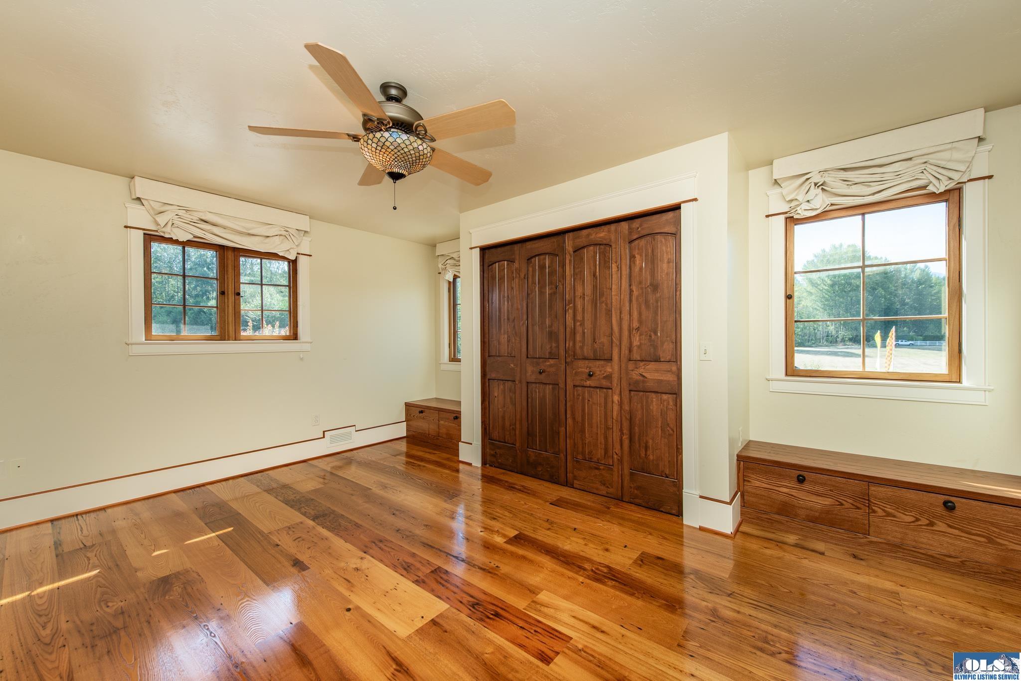 Sequim, Washington, 98382, United States, ,5 BathroomsBathrooms,Residential,Active,1790882