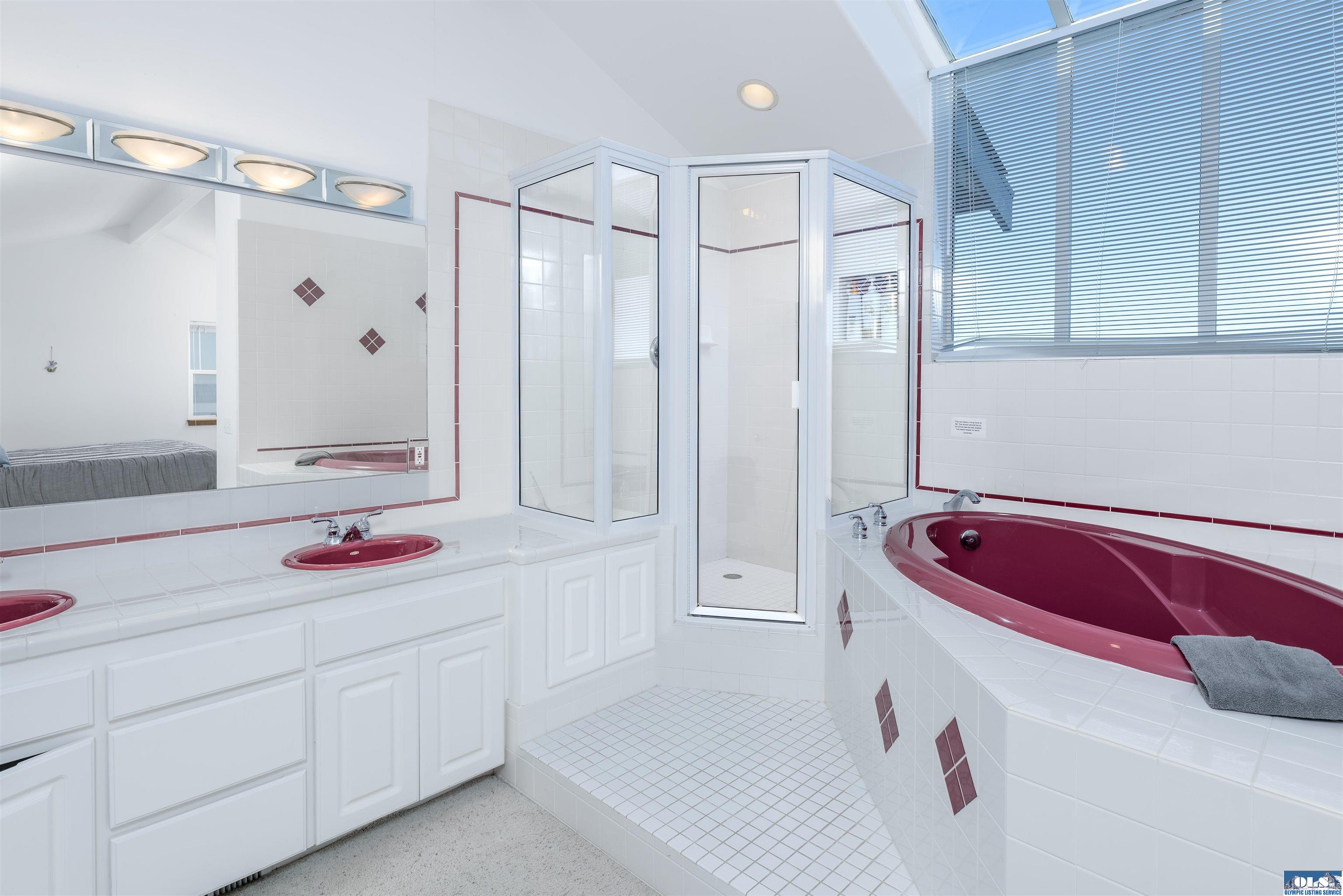 Sequim, Washington, 98382, United States, 2 Bedrooms Bedrooms, ,2 BathroomsBathrooms,Residential,Active,1967106