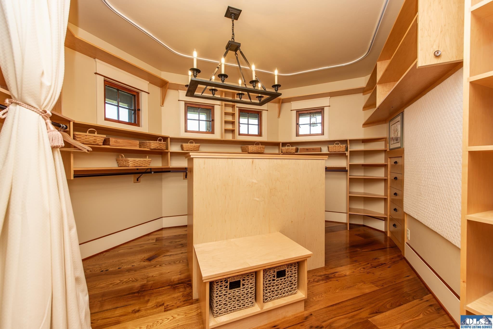 Sequim, Washington, 98382, United States, ,5 BathroomsBathrooms,Residential,Active,1790882