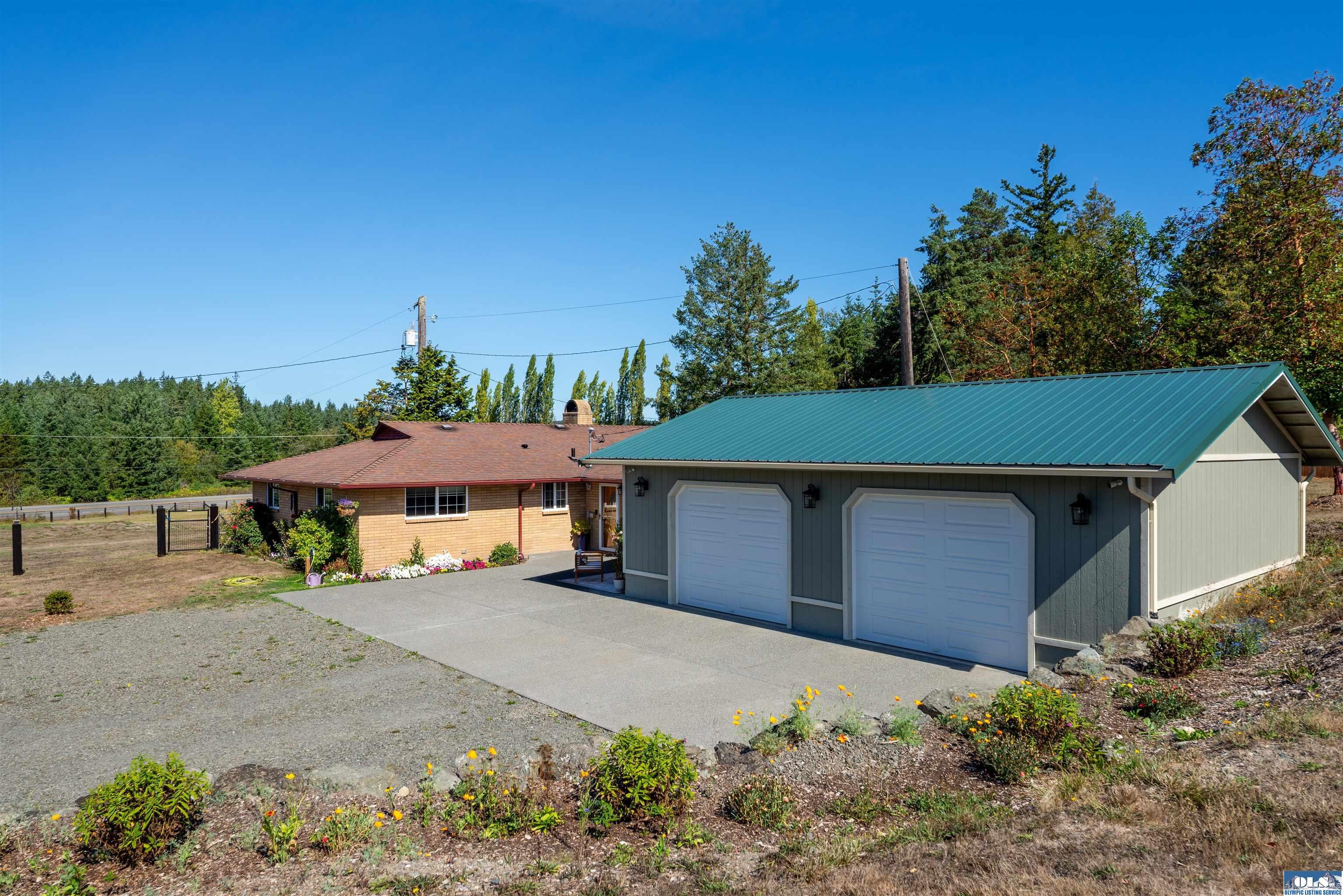 Sequim, Washington, 98382, United States, 5 Bedrooms Bedrooms, ,4 BathroomsBathrooms,Residential,Active,1945451