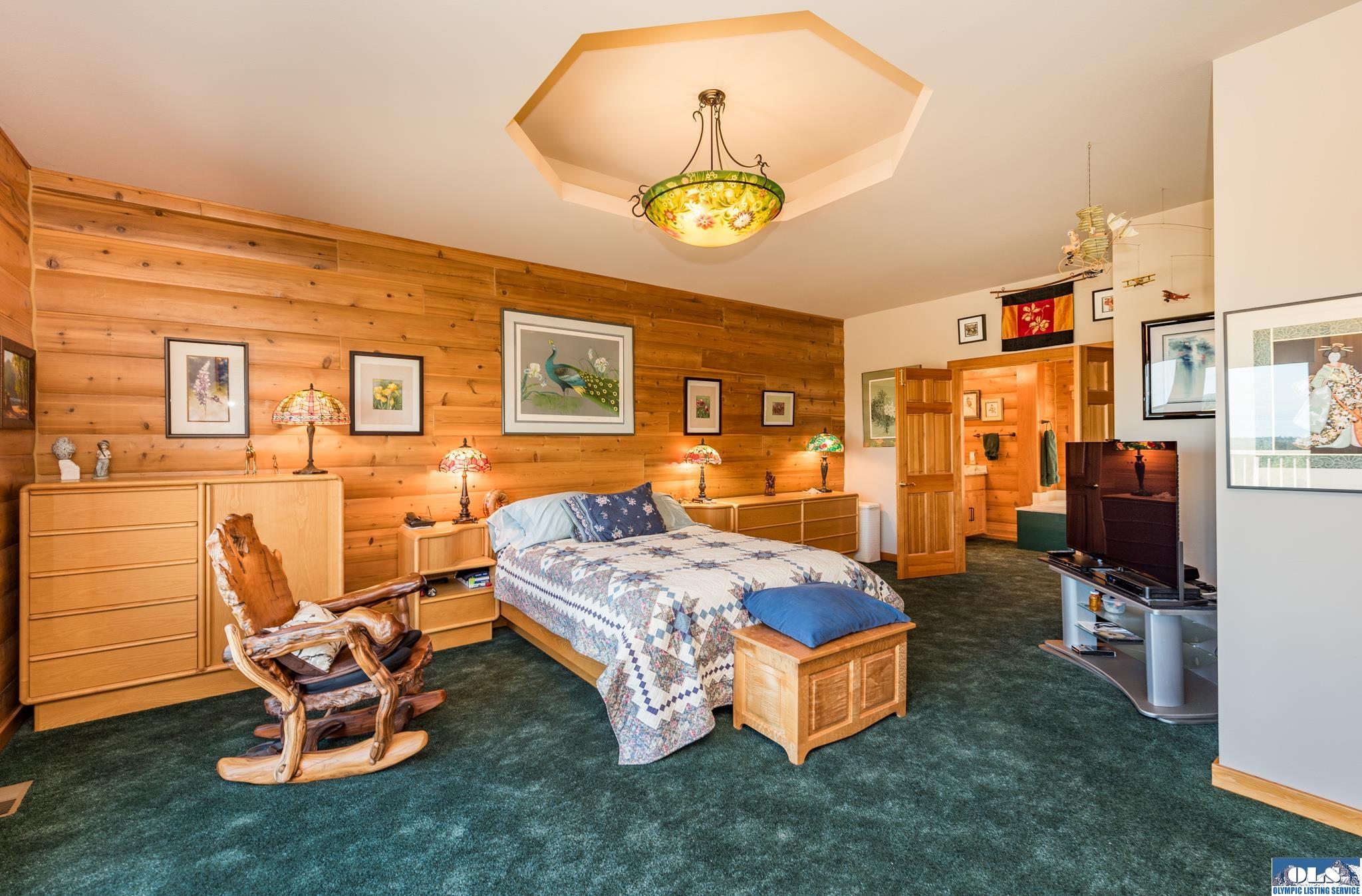 Port Angeles, Washington, 98362, United States, 3 Bedrooms Bedrooms, ,4 BathroomsBathrooms,Residential,Active,1808317