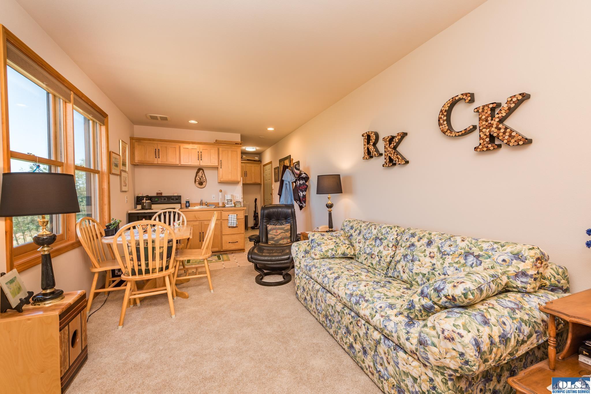 Port Angeles, Washington, 98362, United States, 3 Bedrooms Bedrooms, ,4 BathroomsBathrooms,Residential,Active,1808317