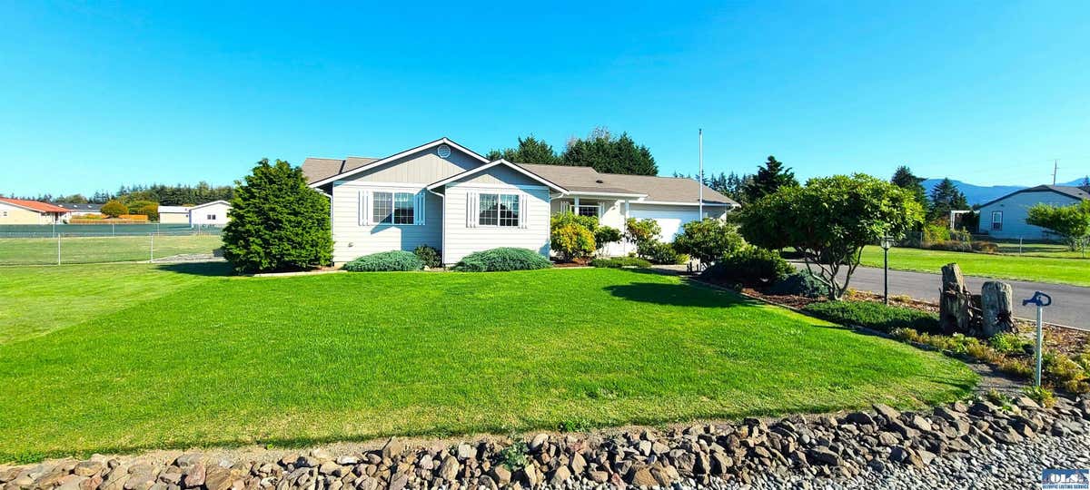 21 CATHY CT, SEQUIM, WA 98382, photo 1 of 29