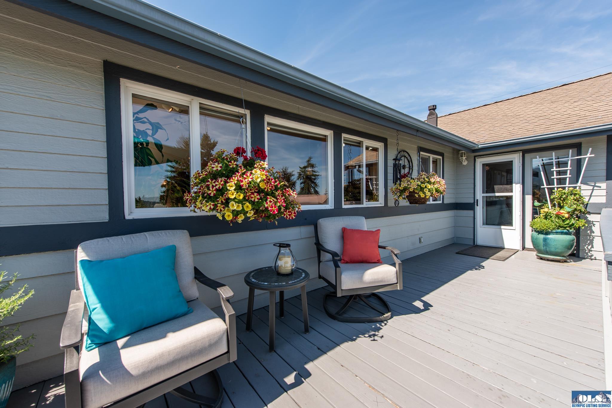 Sequim, Washington, 98382, United States, 3 Bedrooms Bedrooms, ,3 BathroomsBathrooms,Residential,Active,1936602