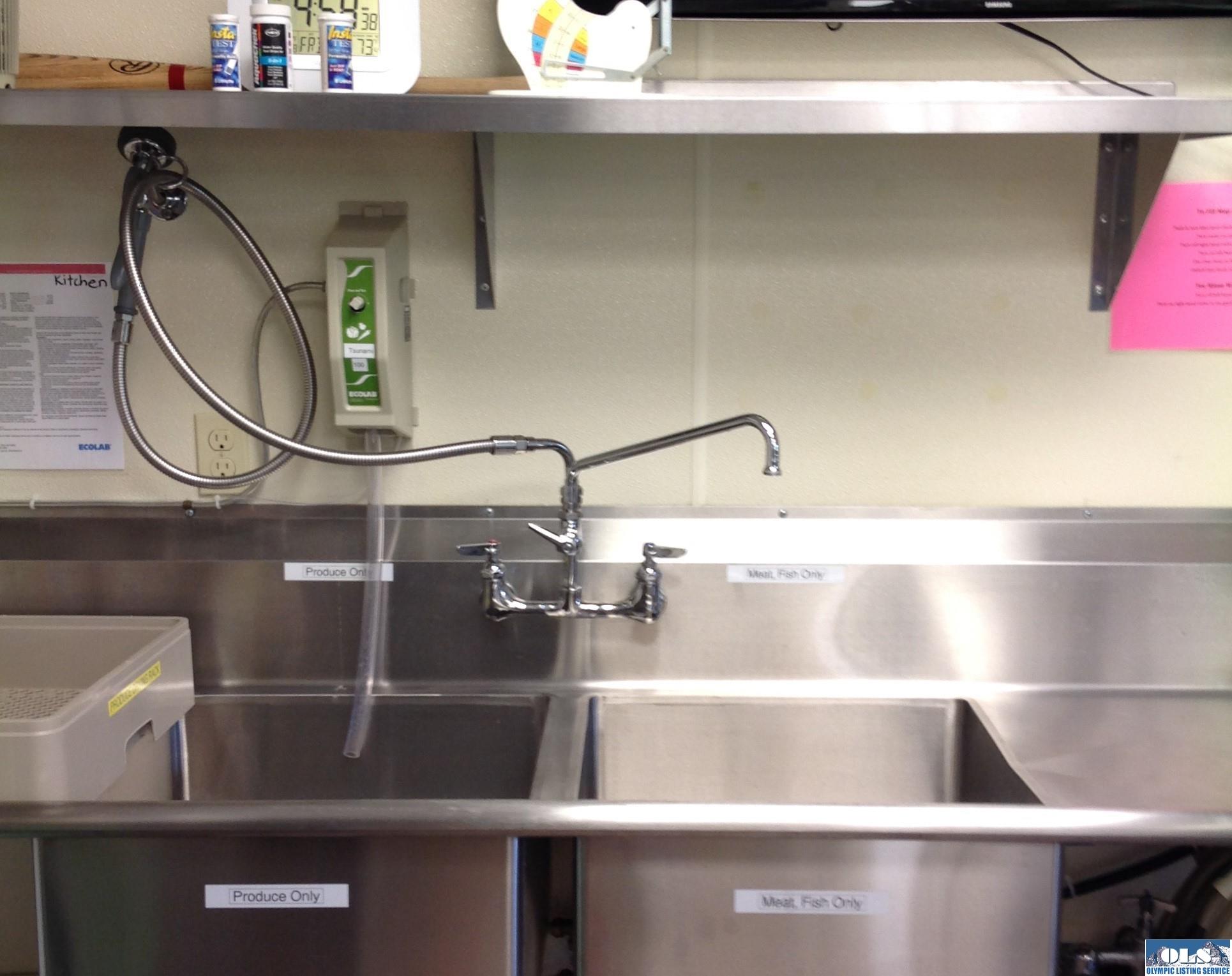 Sequim, Washington, 98382, United States, ,5 BathroomsBathrooms,Residential,Active,1790882