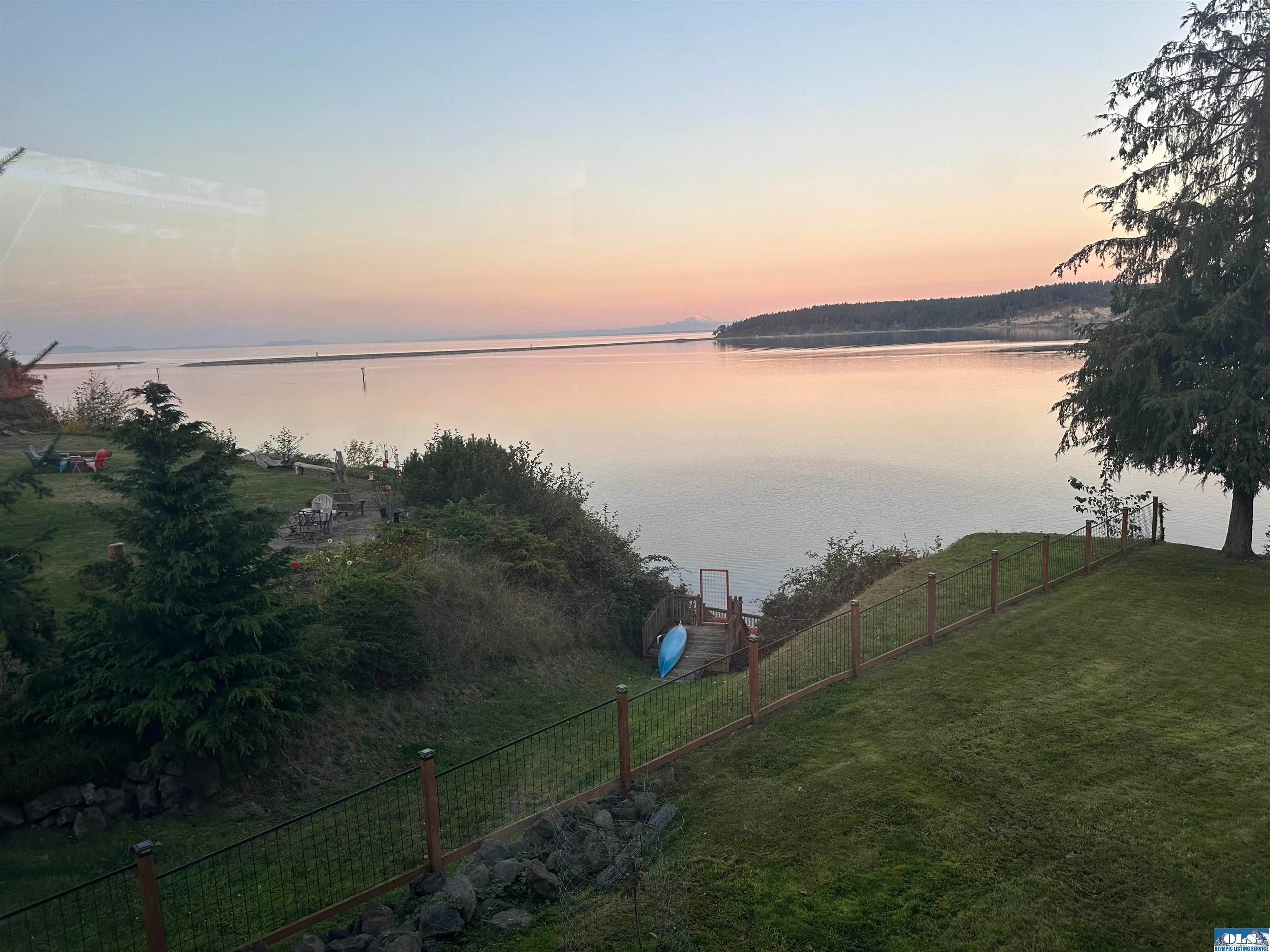 Sequim, Washington, 98382, United States, 4 Bedrooms Bedrooms, ,5 BathroomsBathrooms,Residential,Active,1808316