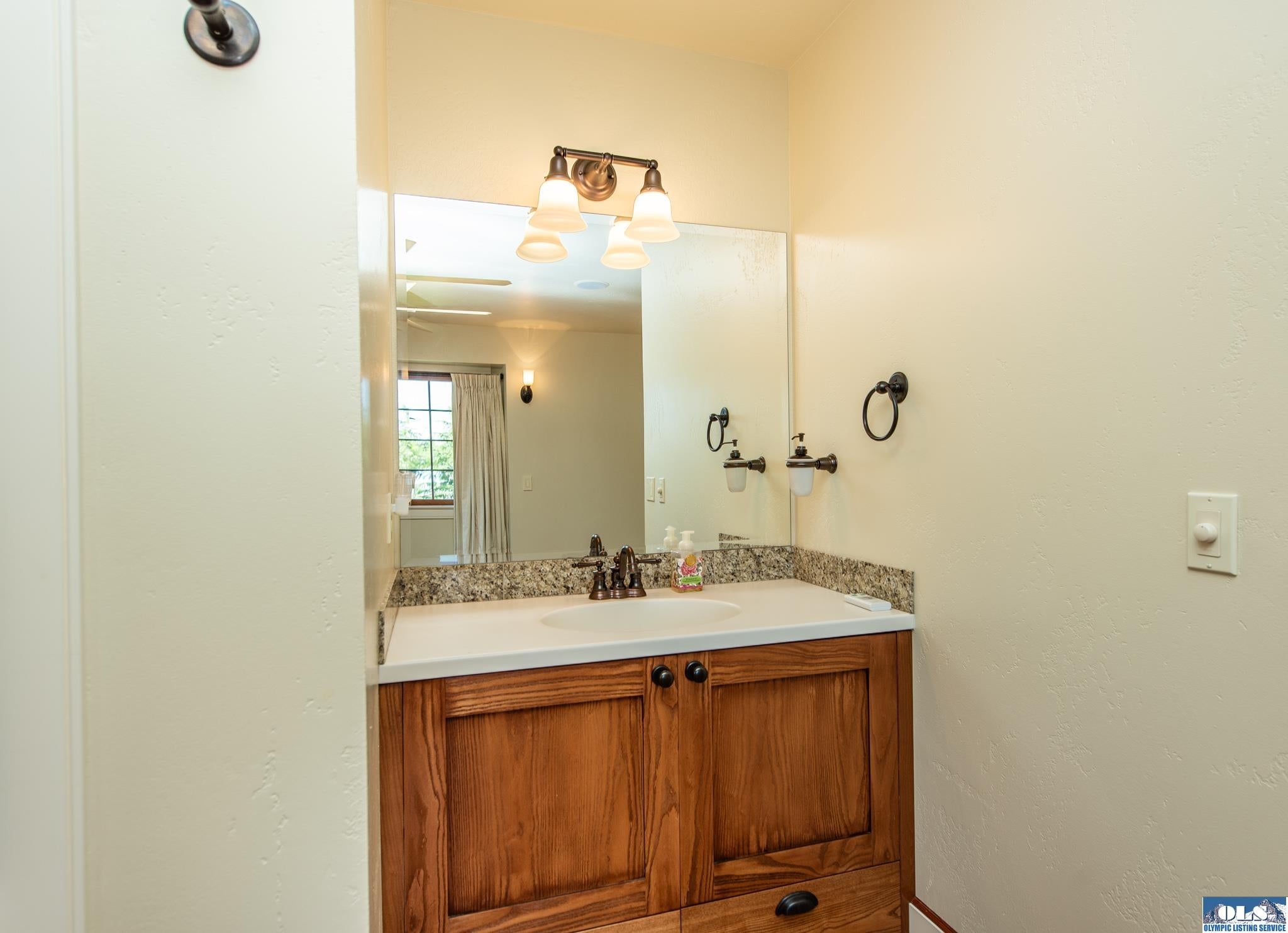 Sequim, Washington, 98382, United States, ,5 BathroomsBathrooms,Residential,Active,1790882