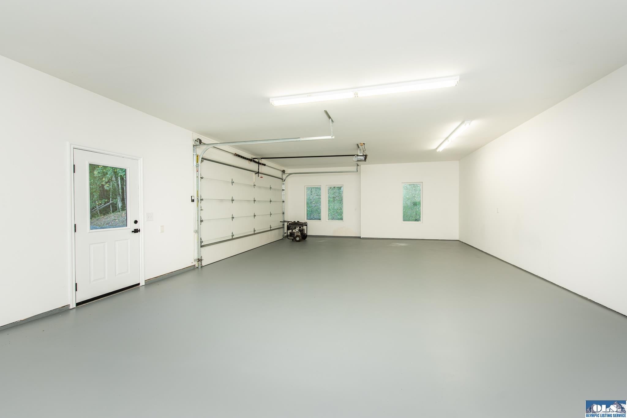 Sequim, Washington, 98382, United States, 3 Bedrooms Bedrooms, ,3 BathroomsBathrooms,Residential,Active,1960163