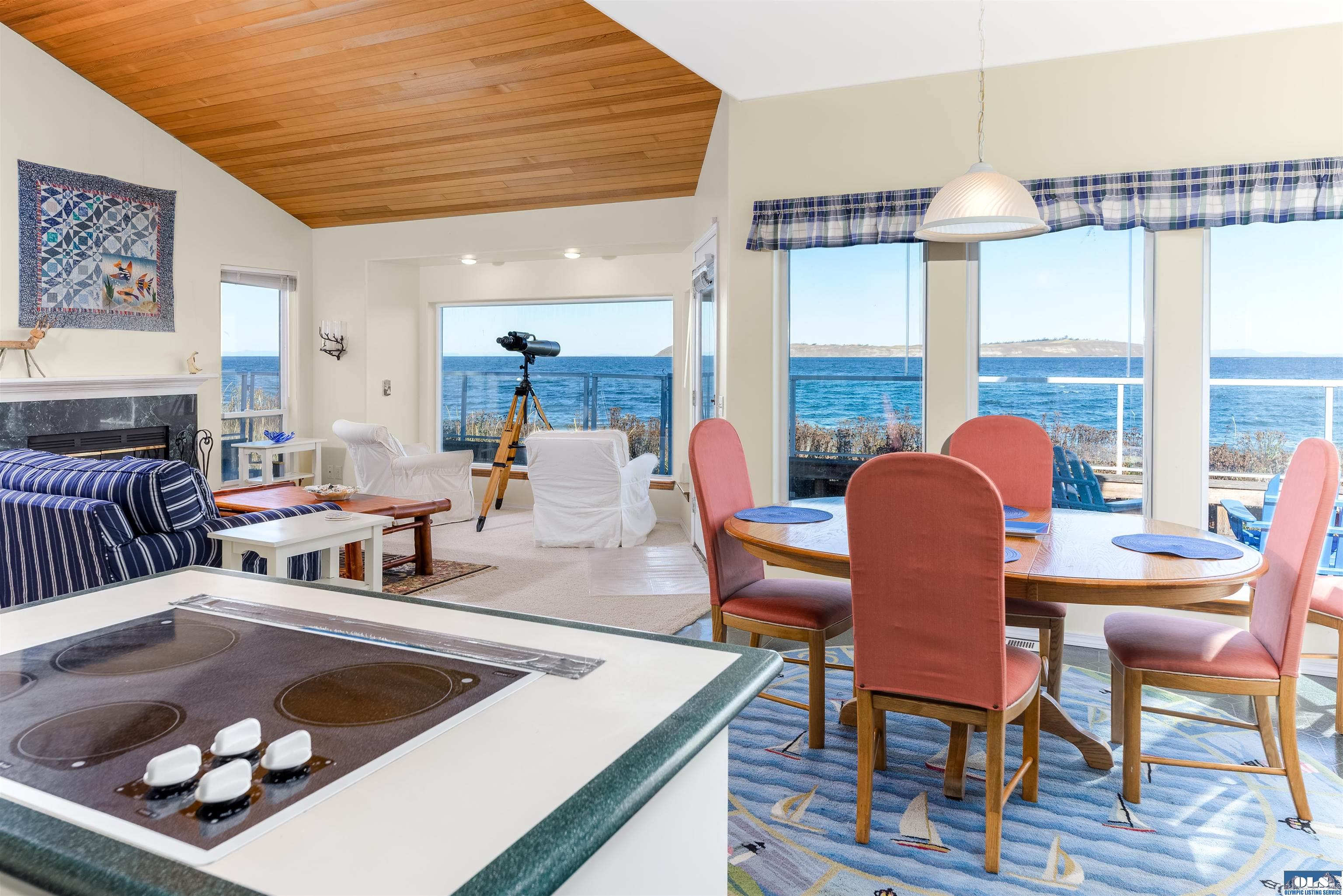 Sequim, Washington, 98382, United States, 2 Bedrooms Bedrooms, ,2 BathroomsBathrooms,Residential,Active,1967106