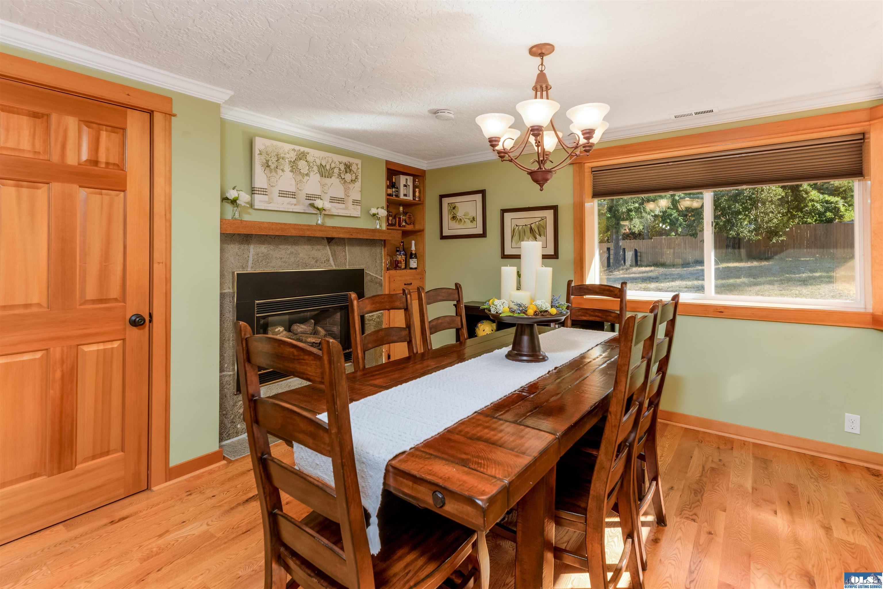 Sequim, Washington, 98382, United States, 5 Bedrooms Bedrooms, ,4 BathroomsBathrooms,Residential,Active,1945451