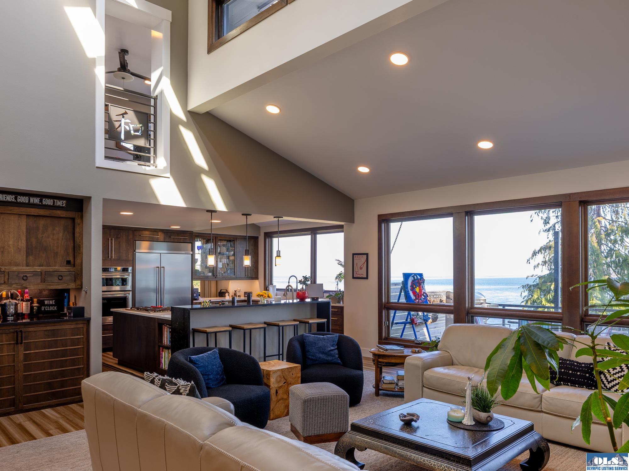 Sequim, Washington, 98382, United States, 4 Bedrooms Bedrooms, ,5 BathroomsBathrooms,Residential,Active,1808316