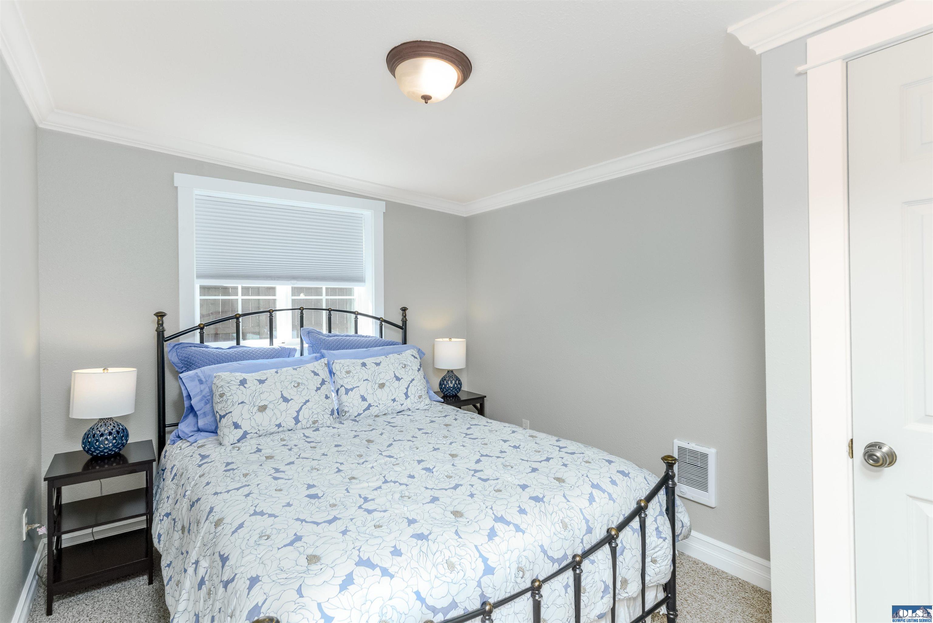 Sequim, Washington, 98382, United States, 5 Bedrooms Bedrooms, ,4 BathroomsBathrooms,Residential,Active,1945451