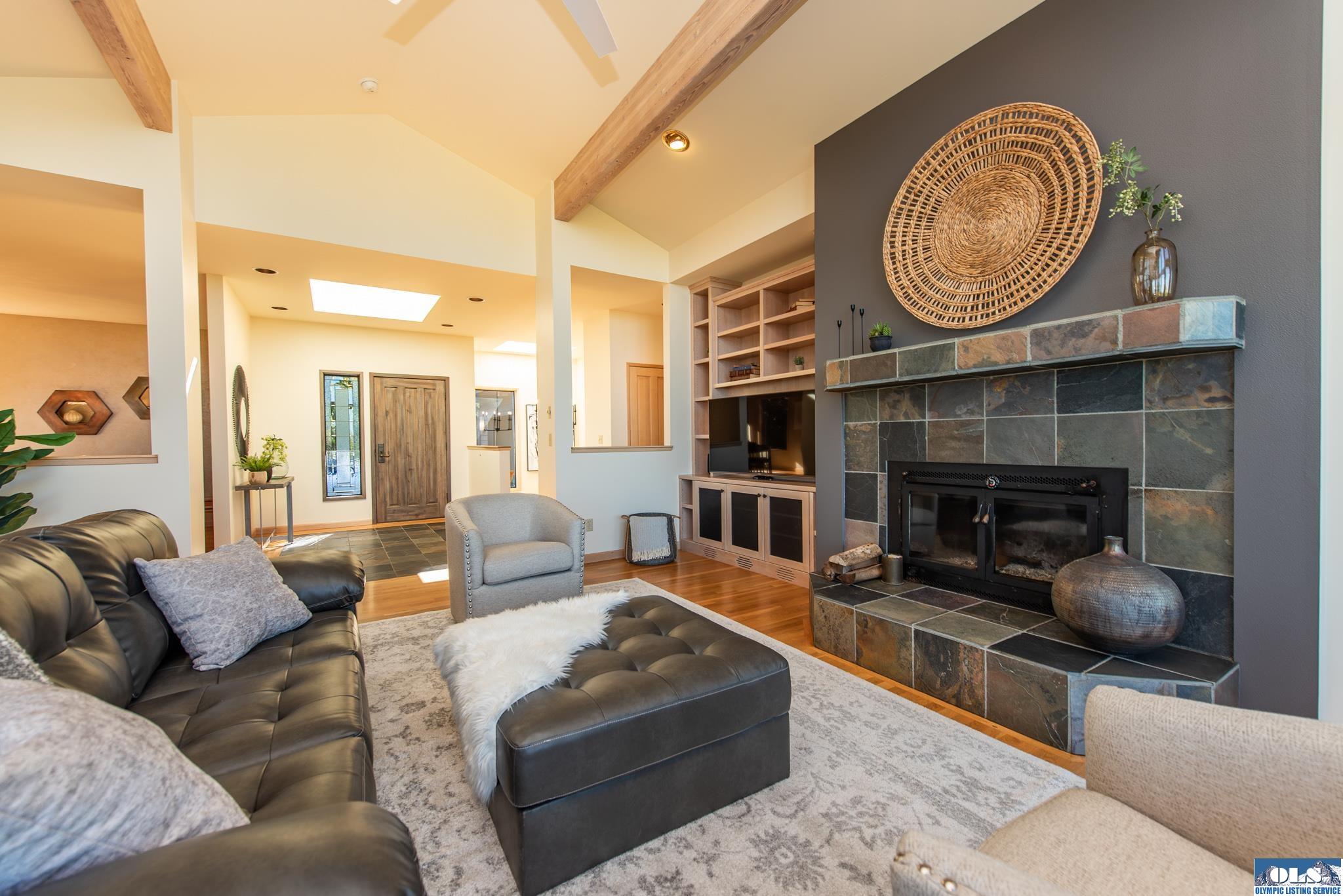 Sequim, Washington, 98382, United States, 3 Bedrooms Bedrooms, ,3 BathroomsBathrooms,Residential,Active,1967309