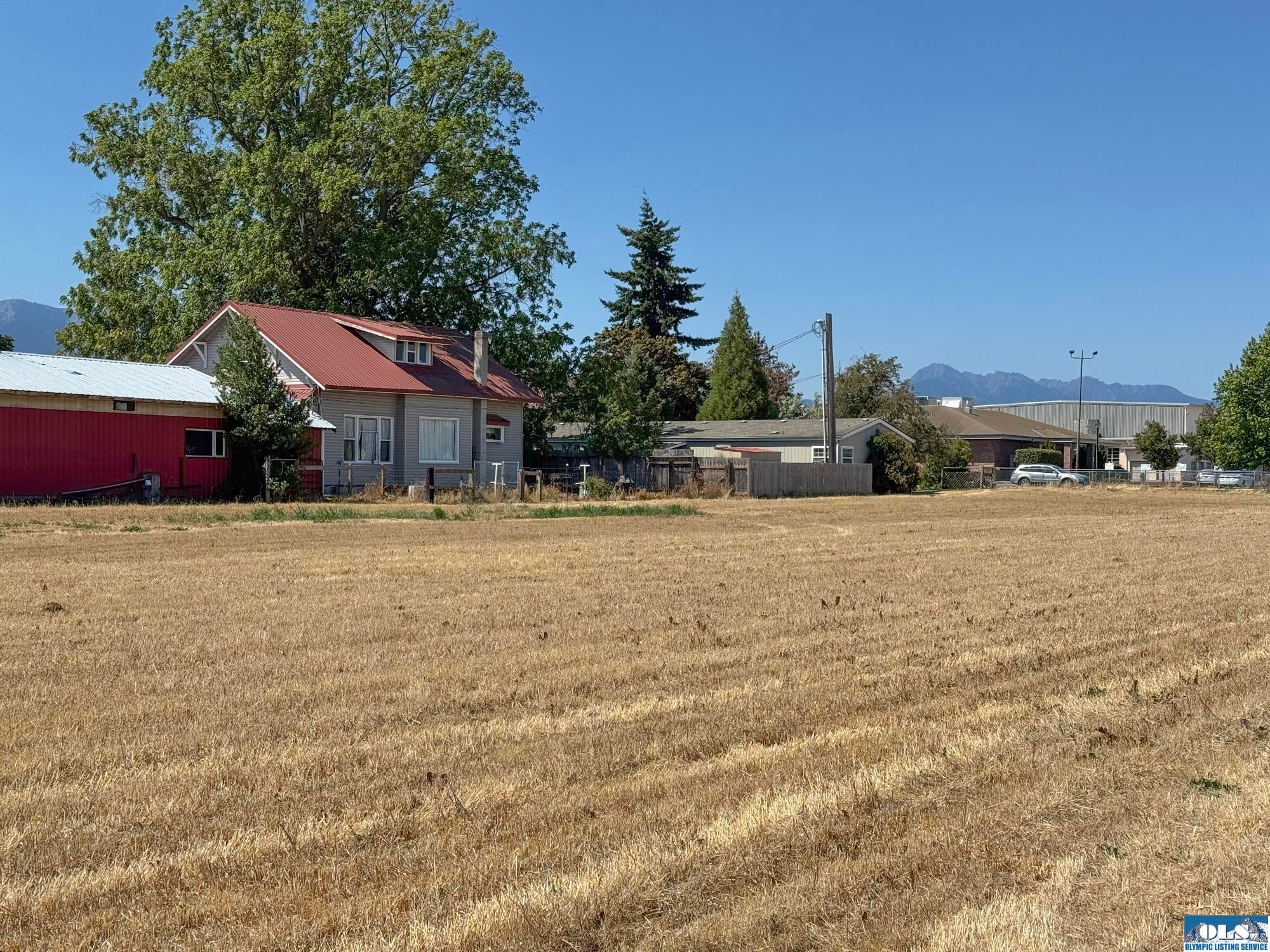 Sequim, Washington, 98382, United States, 7 Bedrooms Bedrooms, ,5 BathroomsBathrooms,Residential,Active,1910145