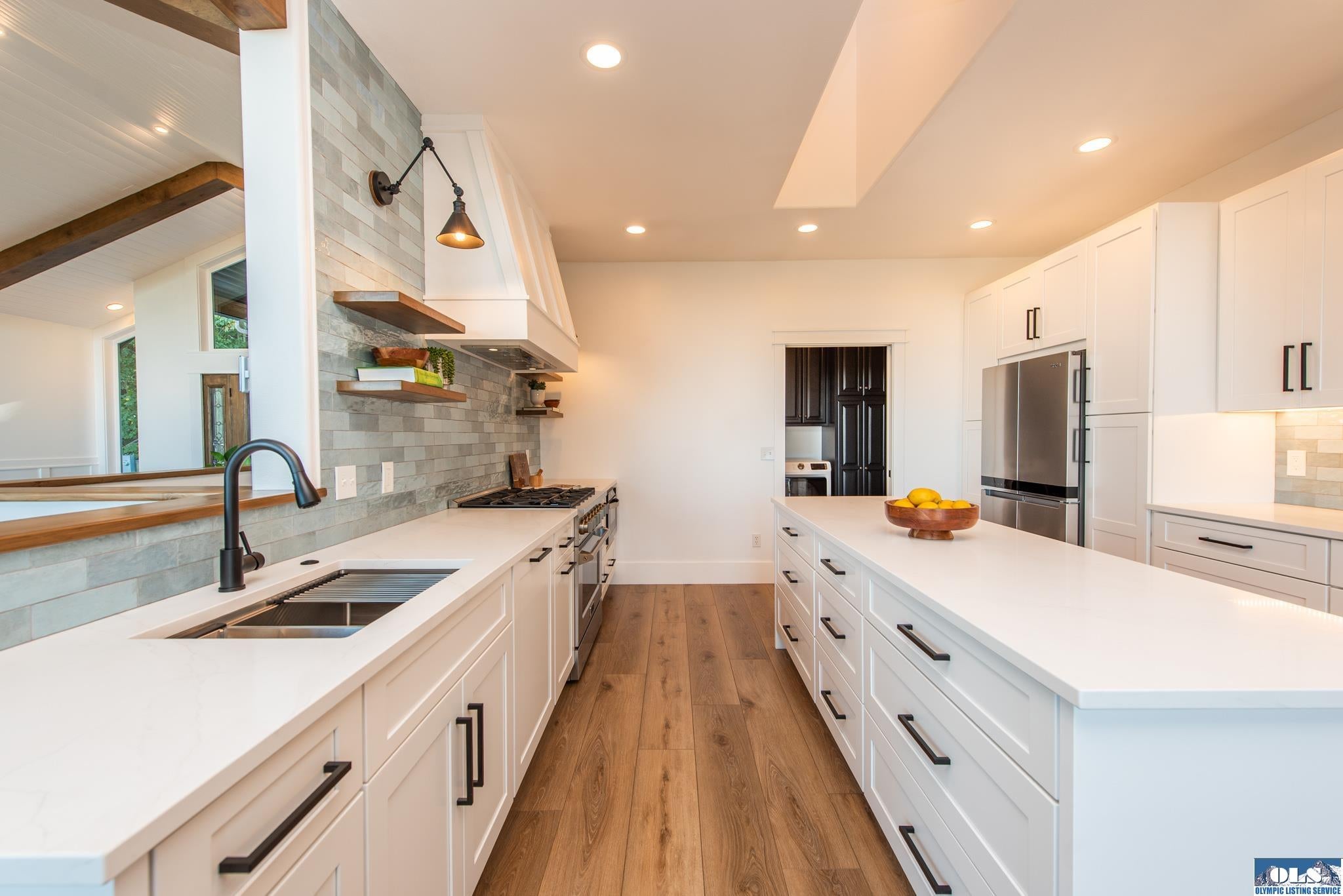 Sequim, Washington, 98382, United States, 3 Bedrooms Bedrooms, ,3 BathroomsBathrooms,Residential,Active,1960163