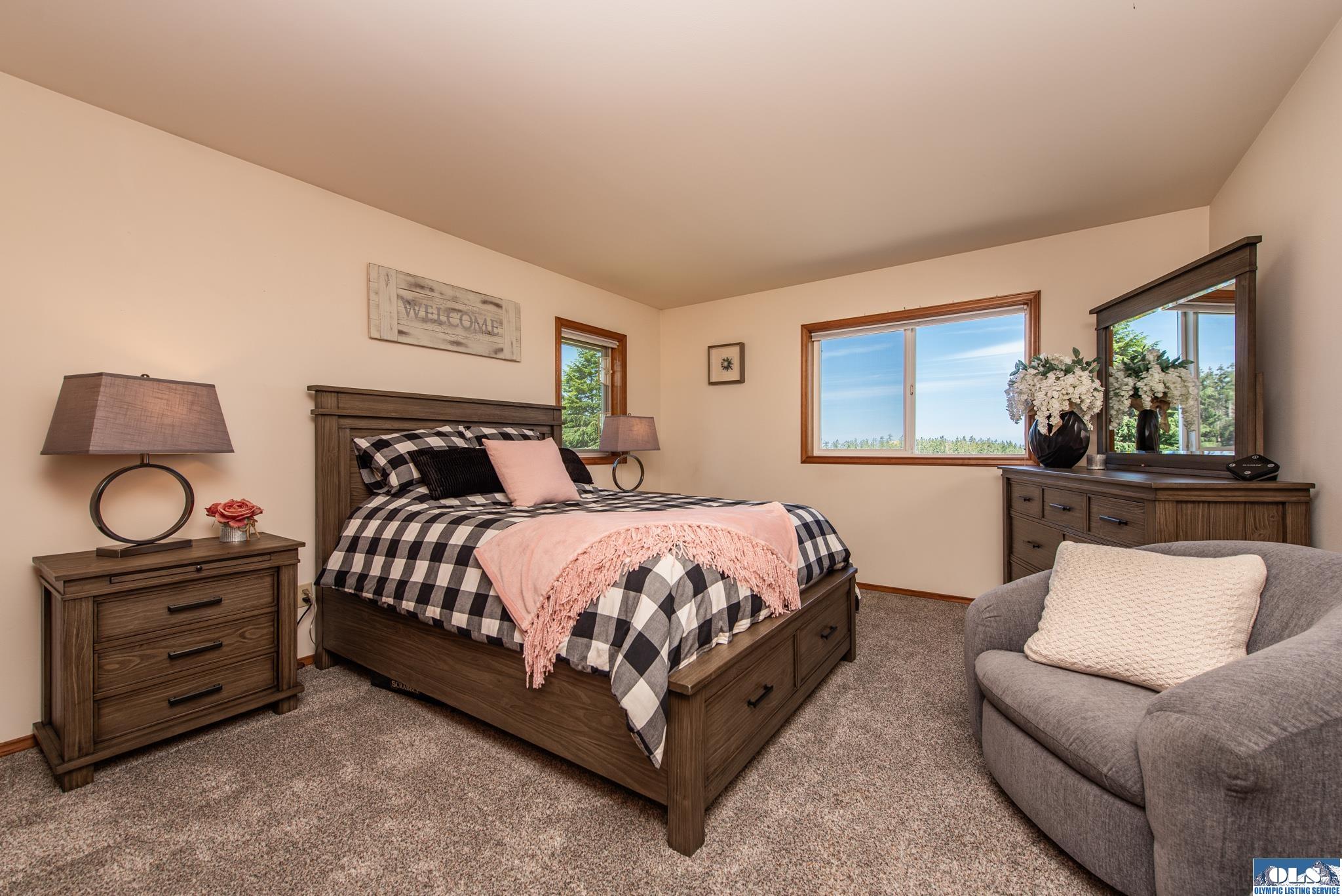 Sequim, Washington, 98382, United States, 3 Bedrooms Bedrooms, ,3 BathroomsBathrooms,Residential,Active,1936602