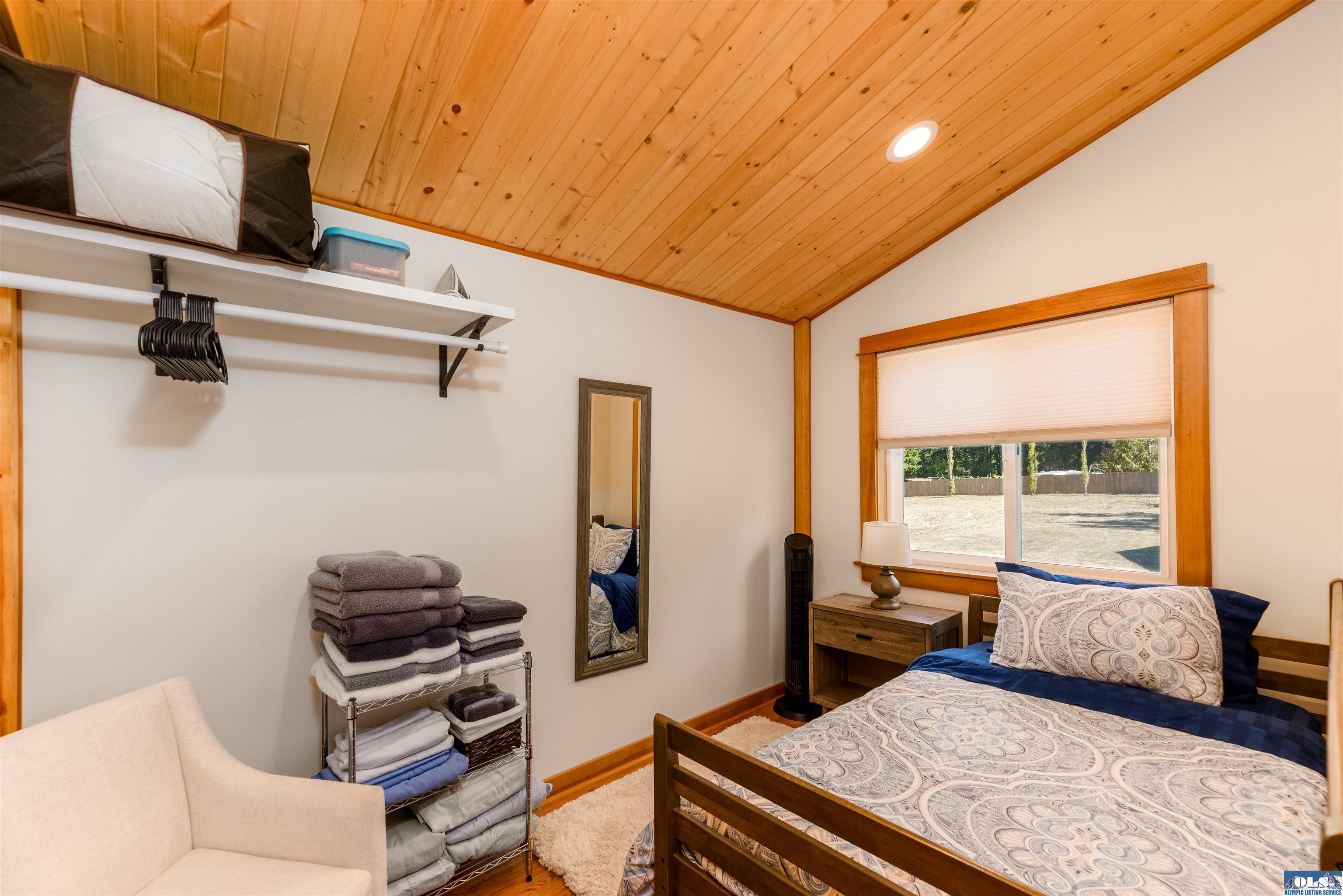 Sequim, Washington, 98382, United States, 5 Bedrooms Bedrooms, ,4 BathroomsBathrooms,Residential,Active,1945451