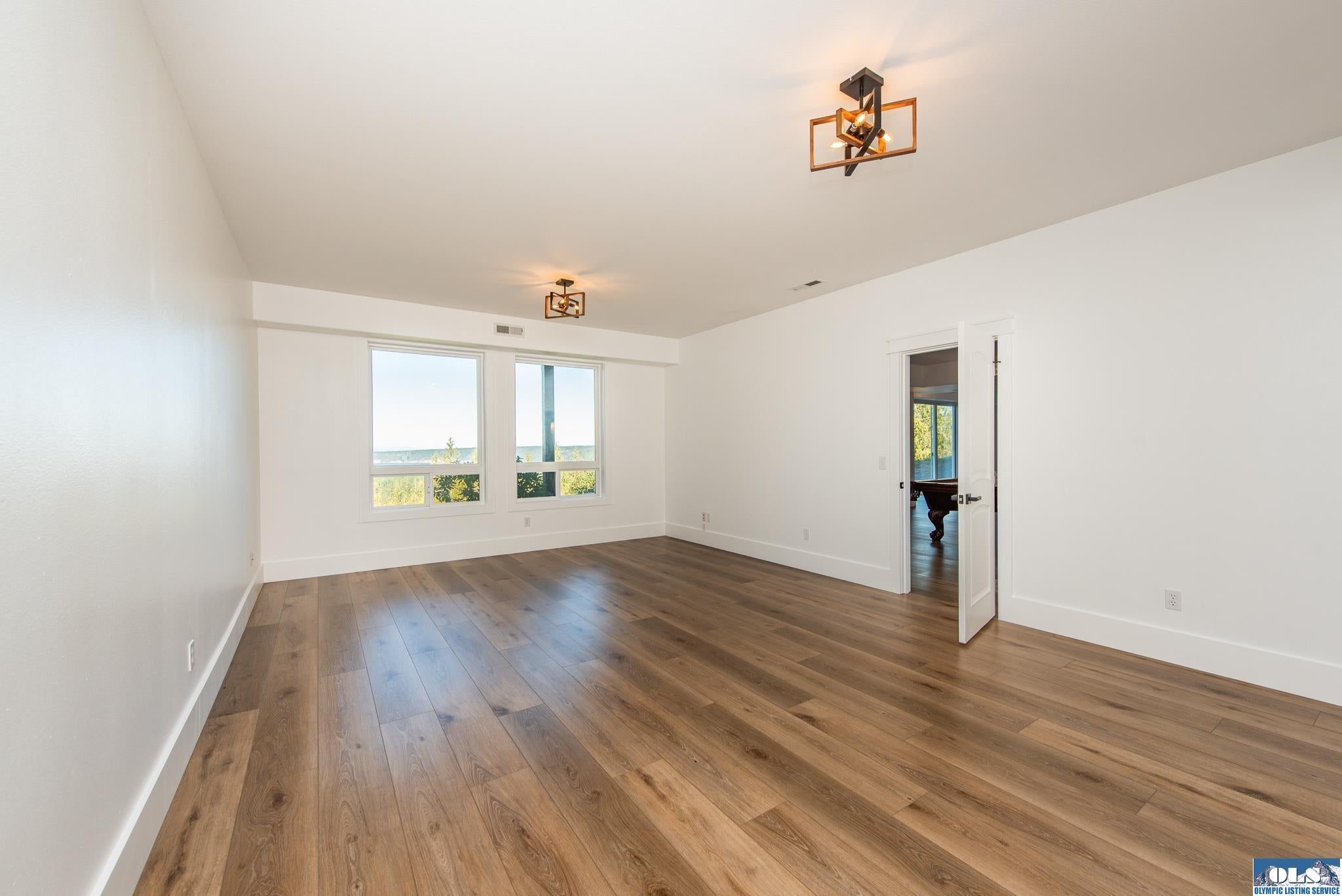 Sequim, Washington, 98382, United States, 3 Bedrooms Bedrooms, ,3 BathroomsBathrooms,Residential,Active,1960163