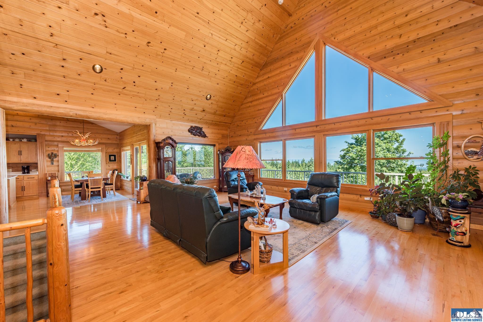 Port Angeles, Washington, 98362, United States, 3 Bedrooms Bedrooms, ,4 BathroomsBathrooms,Residential,Active,1808317