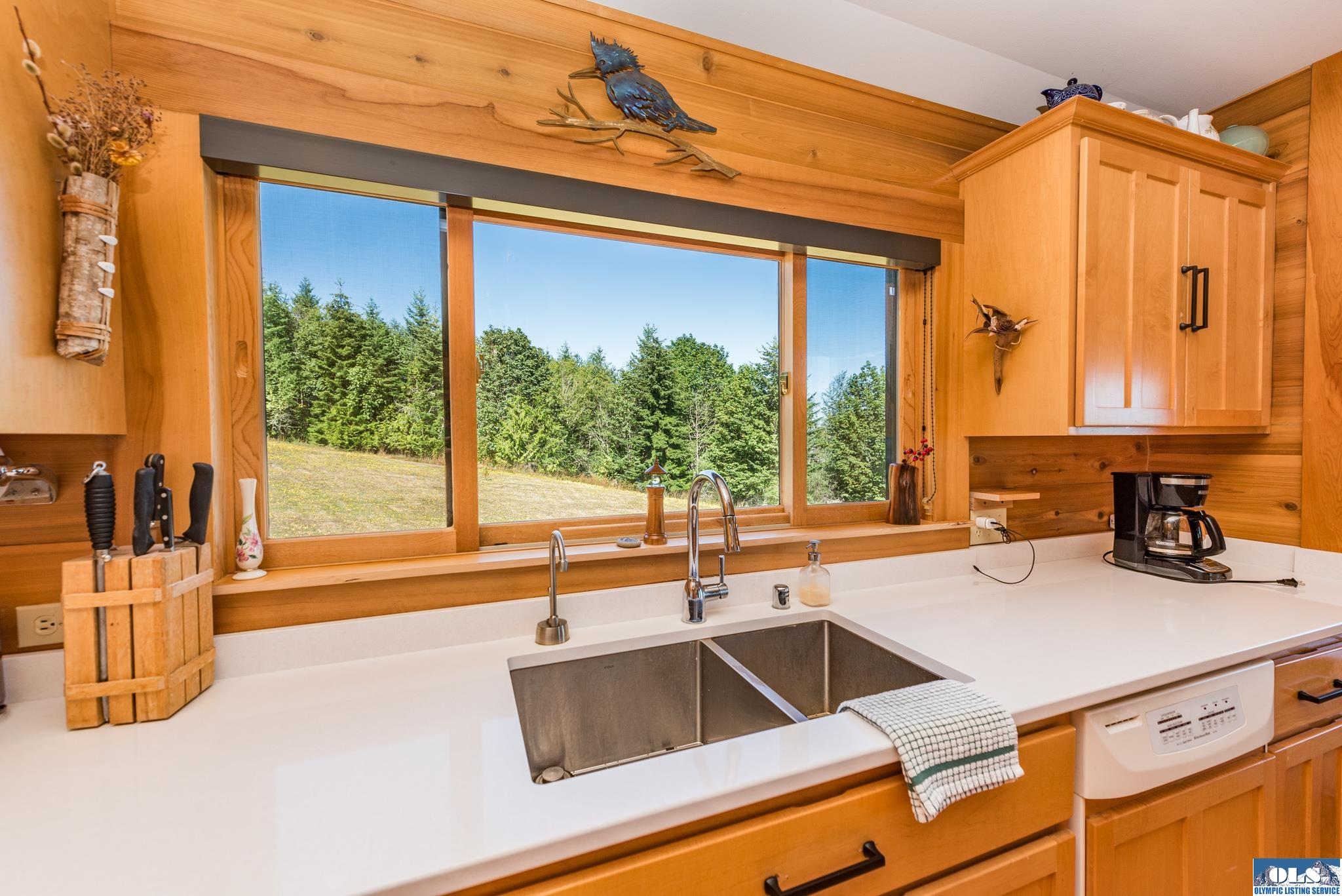 Port Angeles, Washington, 98362, United States, 3 Bedrooms Bedrooms, ,4 BathroomsBathrooms,Residential,Active,2015422