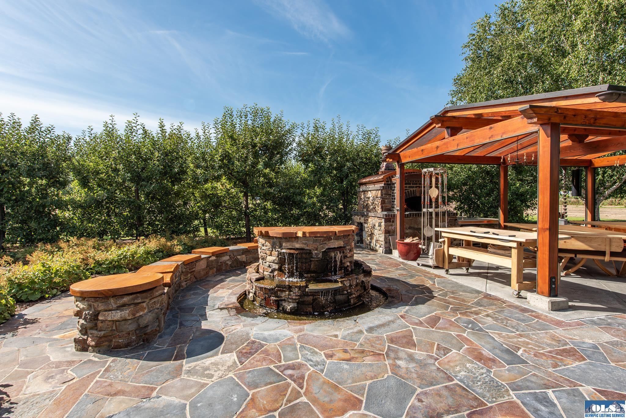 Sequim, Washington, 98382, United States, ,5 BathroomsBathrooms,Residential,Active,1790882