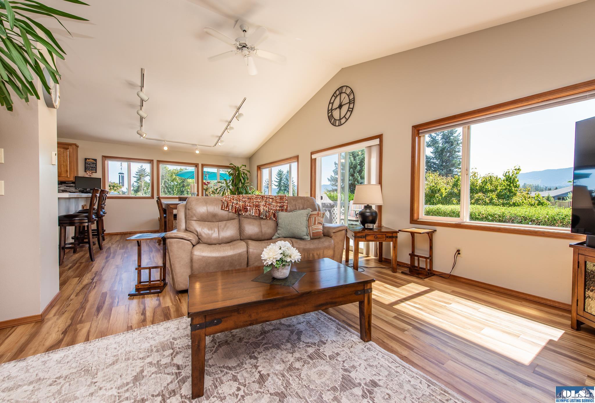 Sequim, Washington, 98382, United States, 3 Bedrooms Bedrooms, ,3 BathroomsBathrooms,Residential,Active,1936602