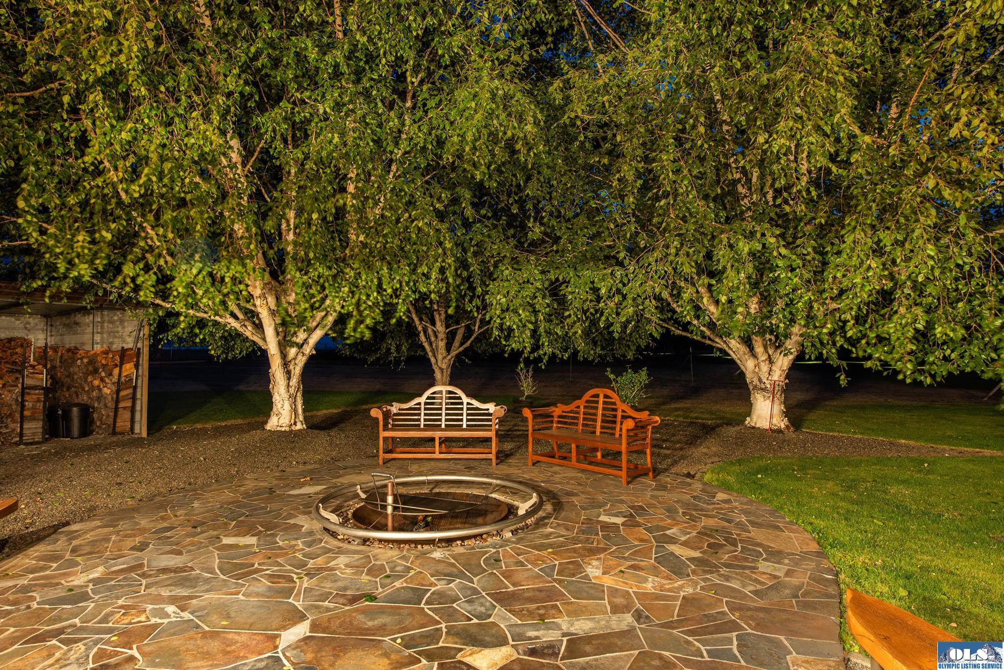 Sequim, Washington, 98382, United States, ,5 BathroomsBathrooms,Residential,Active,1790882