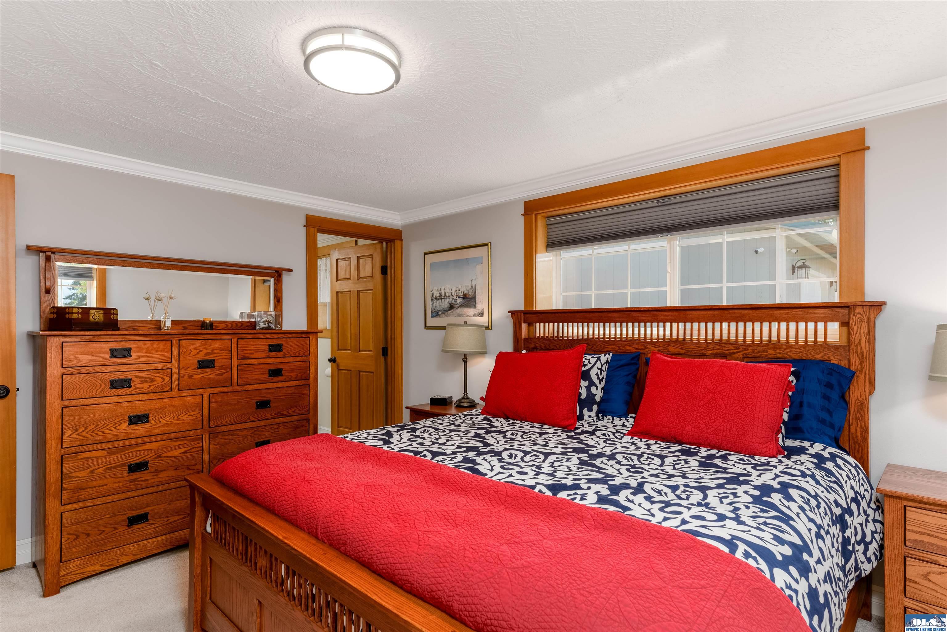 Sequim, Washington, 98382, United States, 5 Bedrooms Bedrooms, ,4 BathroomsBathrooms,Residential,Active,1945451