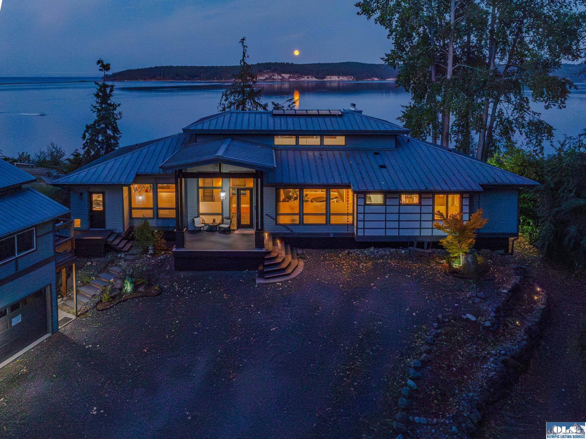 Sequim, Washington, 98382, United States, 4 Bedrooms Bedrooms, ,5 BathroomsBathrooms,Residential,Active,1808316