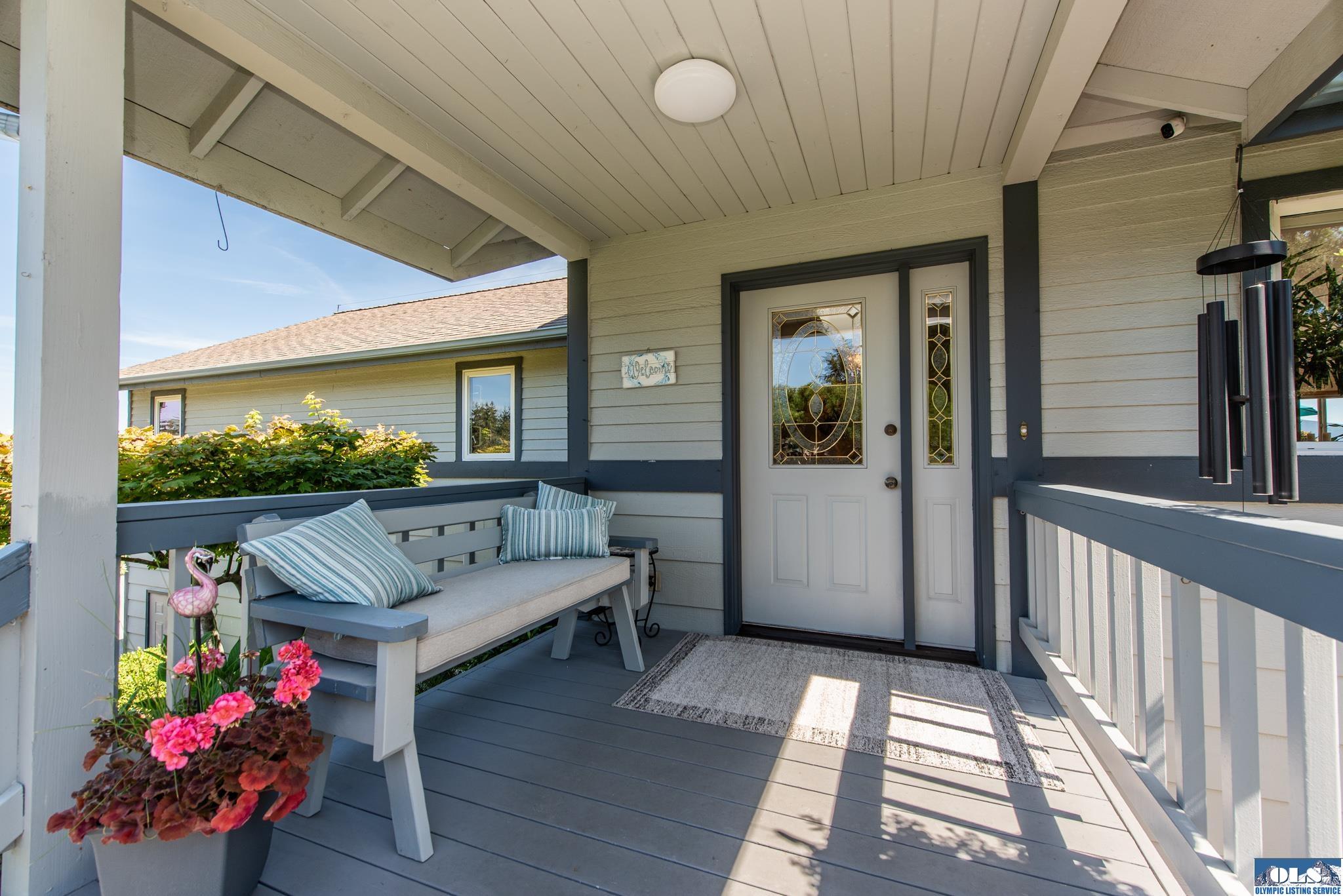 Sequim, Washington, 98382, United States, 3 Bedrooms Bedrooms, ,3 BathroomsBathrooms,Residential,Active,1936602