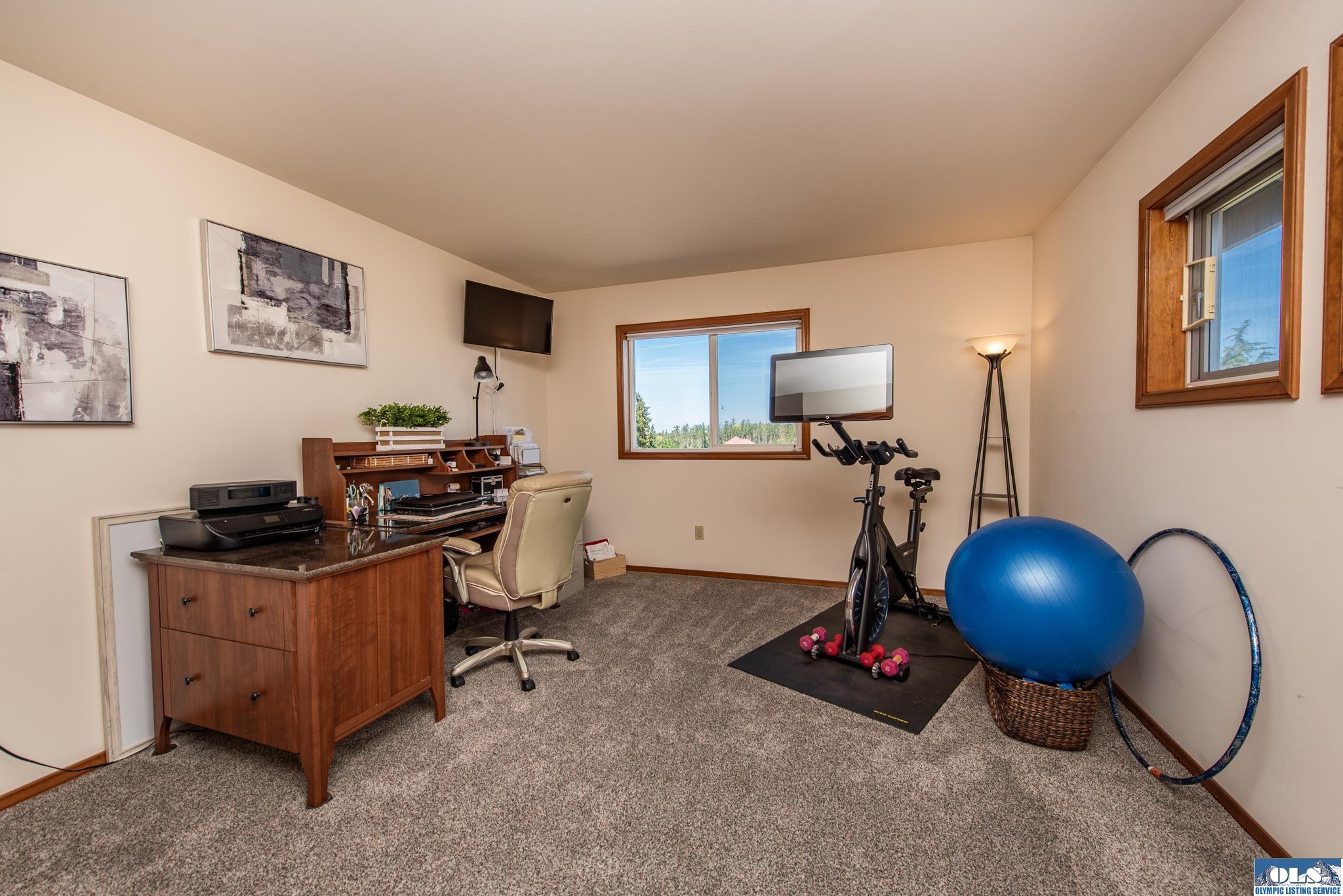 Sequim, Washington, 98382, United States, 3 Bedrooms Bedrooms, ,3 BathroomsBathrooms,Residential,Active,1936602