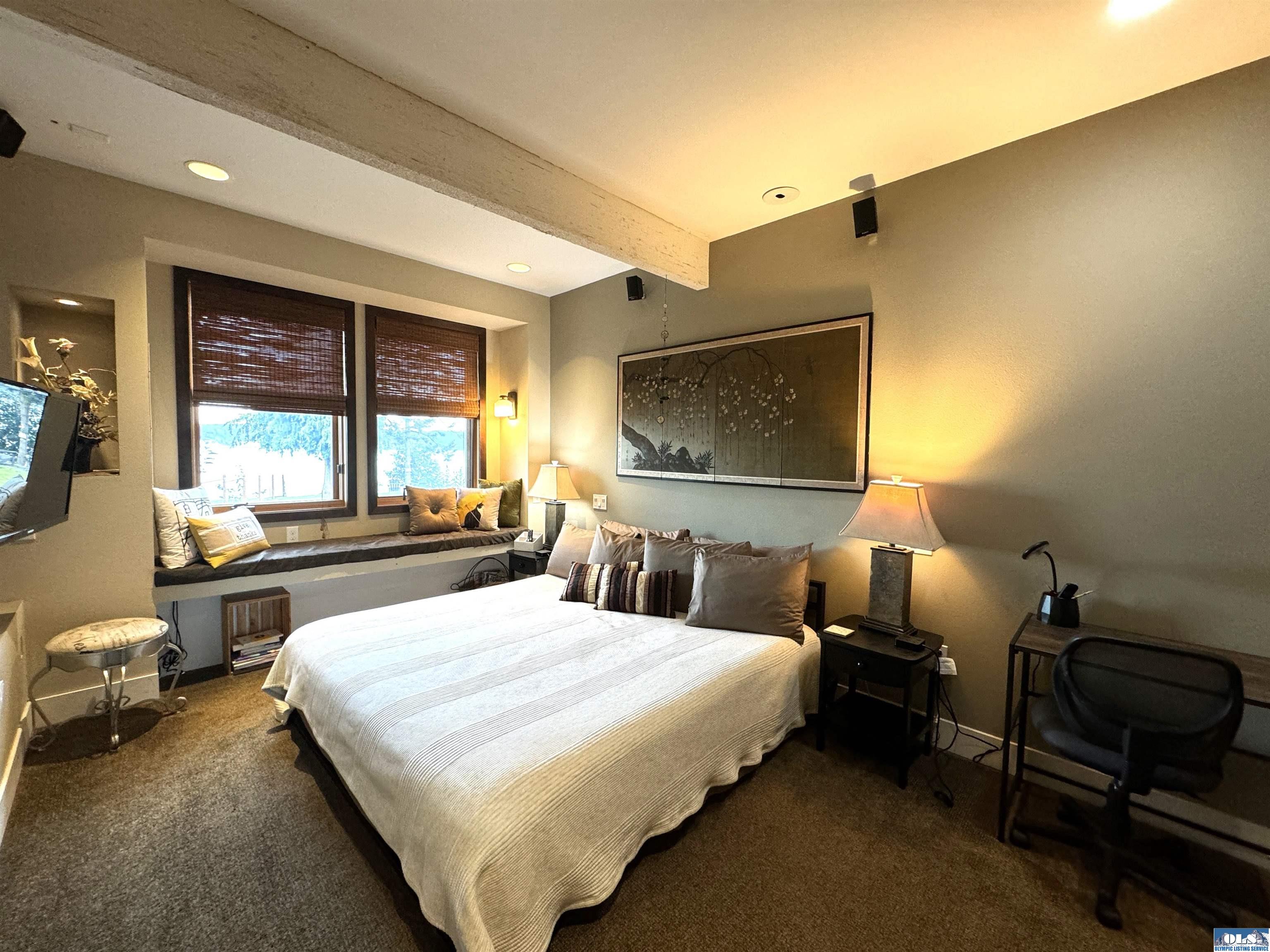 Sequim, Washington, 98382, United States, 4 Bedrooms Bedrooms, ,5 BathroomsBathrooms,Residential,Active,1808316