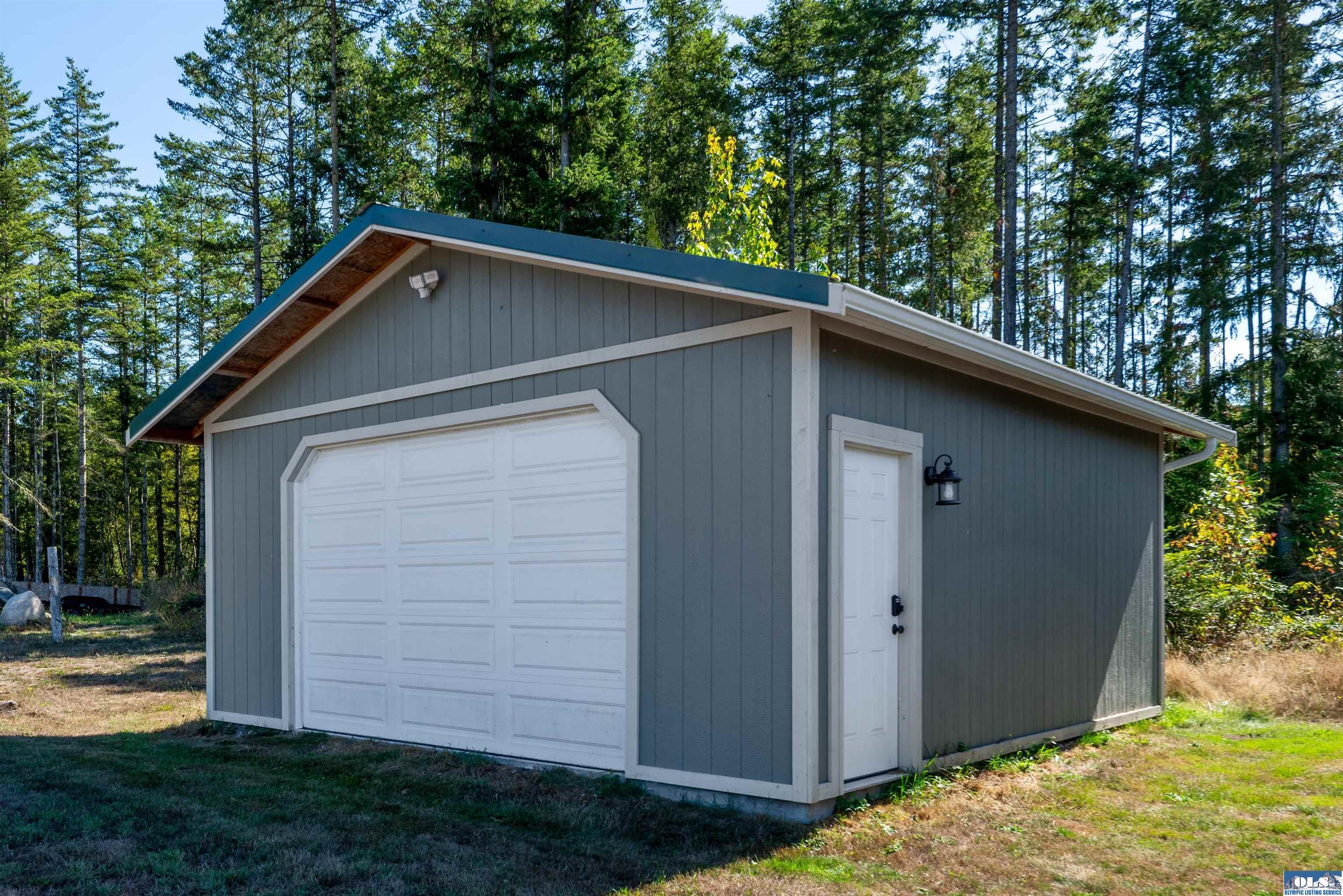 Sequim, Washington, 98382, United States, 5 Bedrooms Bedrooms, ,4 BathroomsBathrooms,Residential,Active,1945451