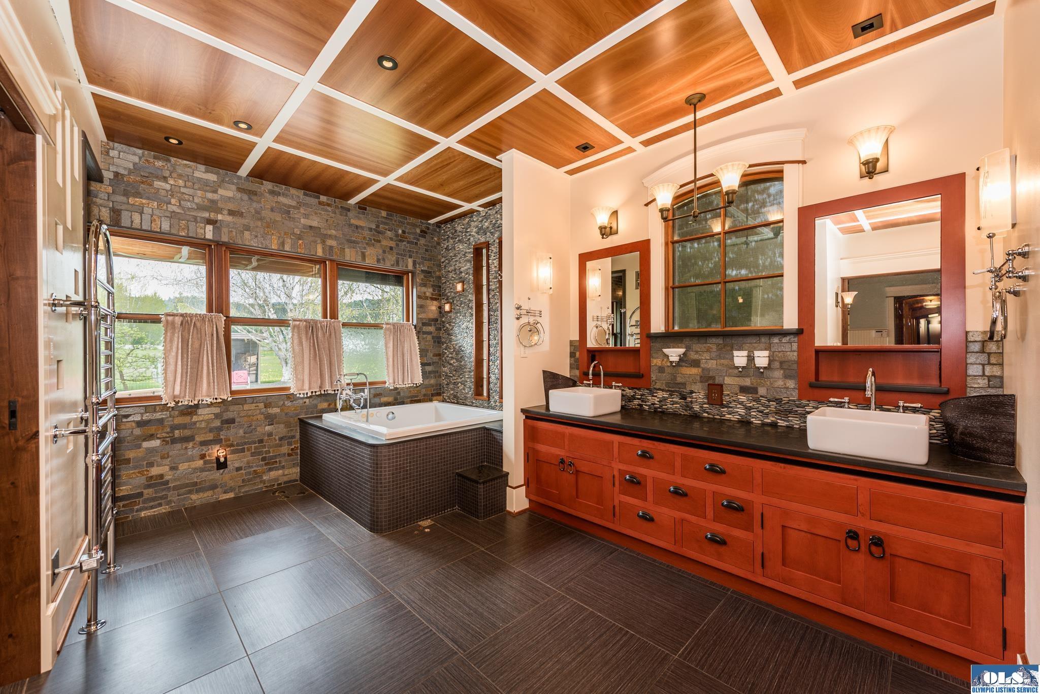 Sequim, Washington, 98382, United States, ,5 BathroomsBathrooms,Residential,Active,1790882