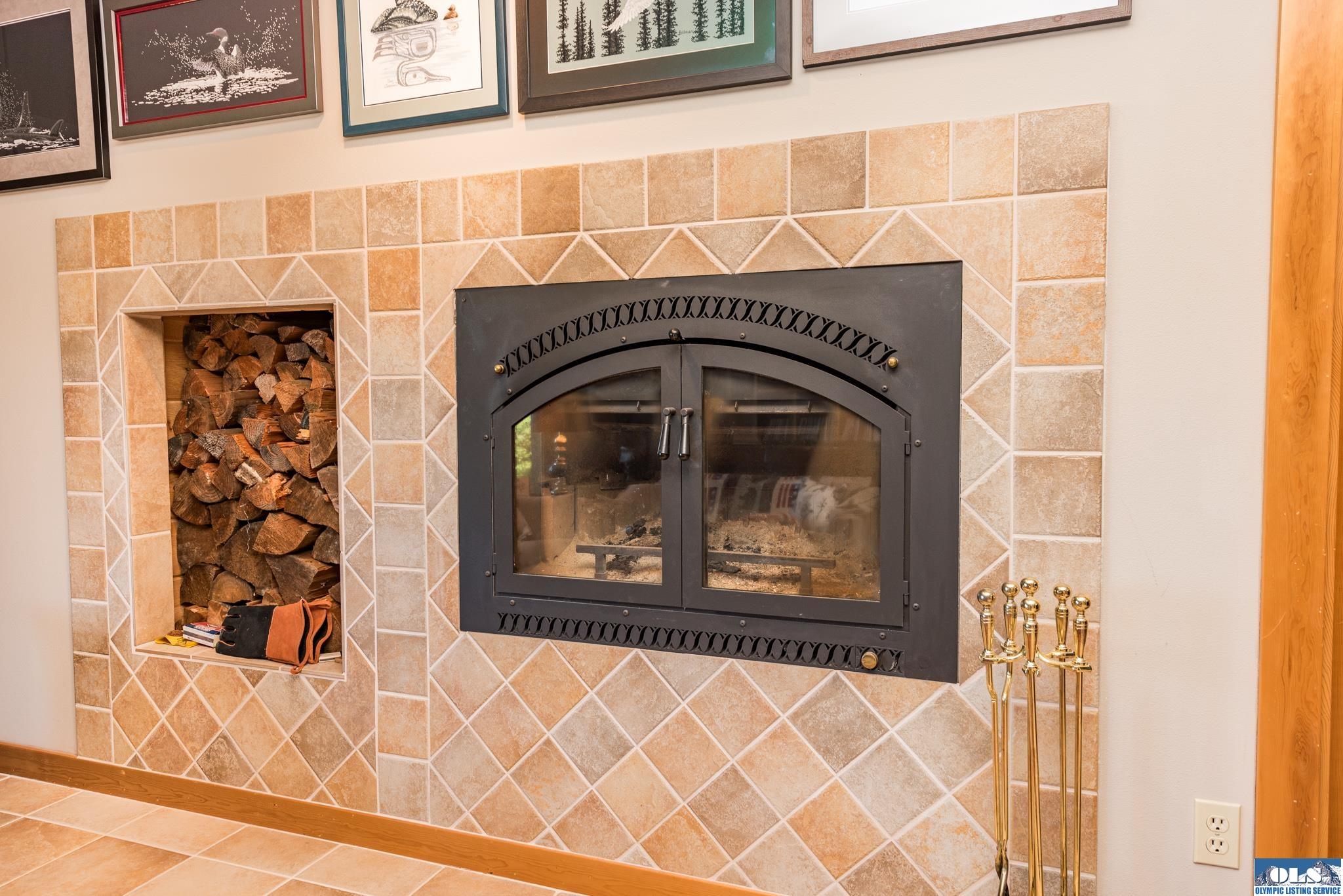 Port Angeles, Washington, 98362, United States, 3 Bedrooms Bedrooms, ,4 BathroomsBathrooms,Residential,Active,2015422