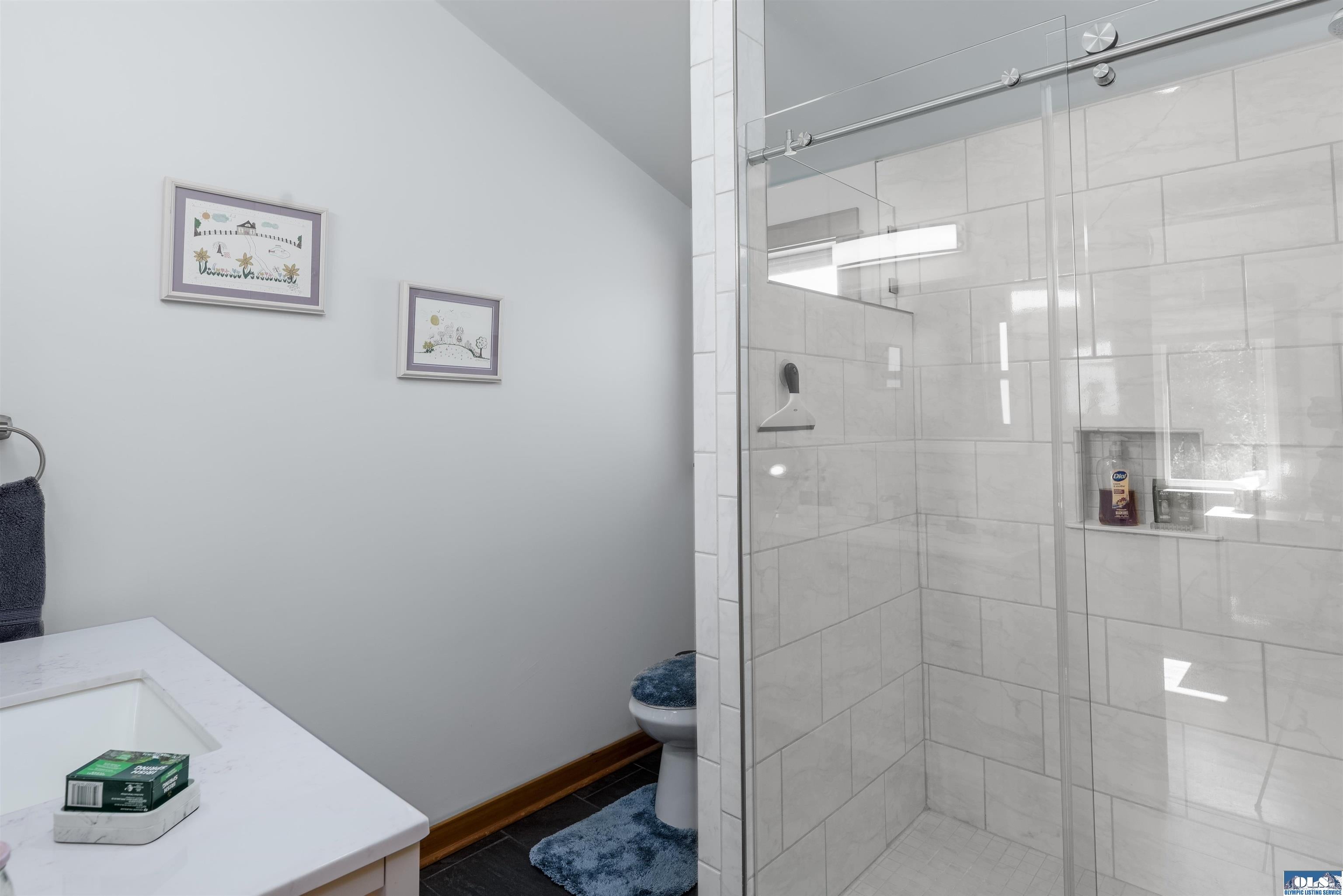 Sequim, Washington, 98382, United States, 5 Bedrooms Bedrooms, ,4 BathroomsBathrooms,Residential,Active,1945451