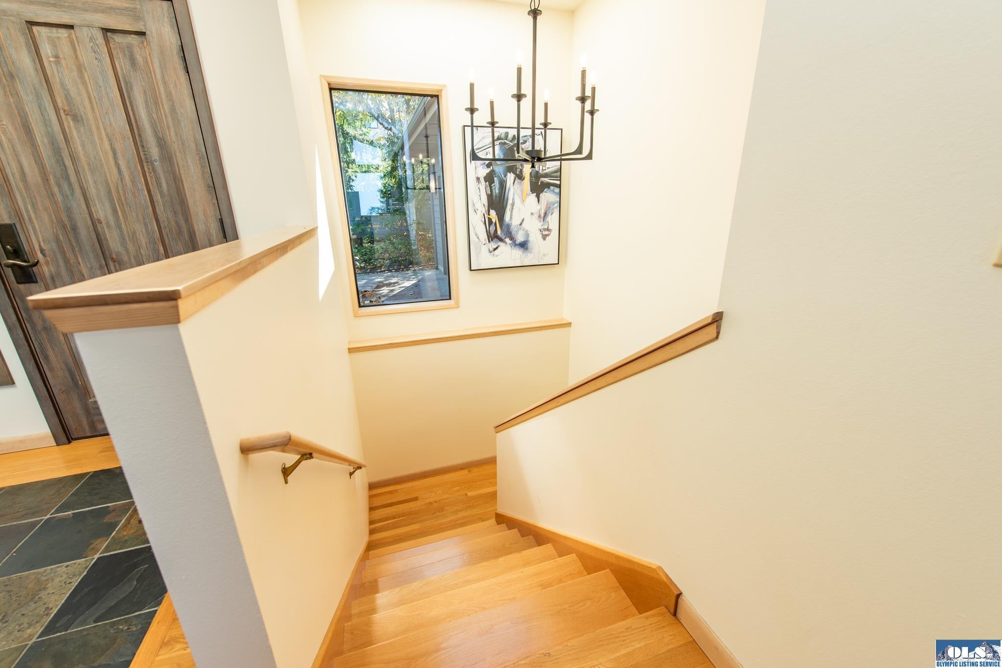 Sequim, Washington, 98382, United States, 3 Bedrooms Bedrooms, ,3 BathroomsBathrooms,Residential,Active,1967309