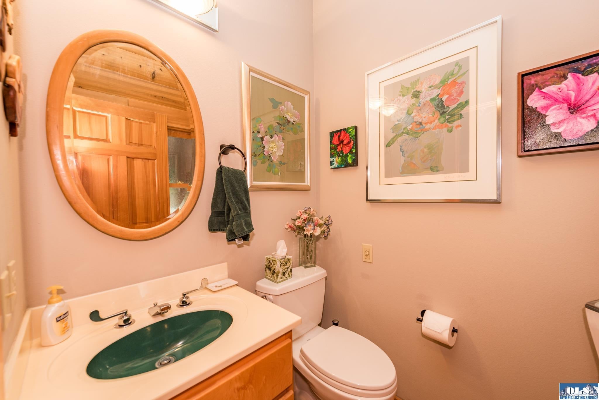 Port Angeles, Washington, 98362, United States, 3 Bedrooms Bedrooms, ,4 BathroomsBathrooms,Residential,Active,2015422