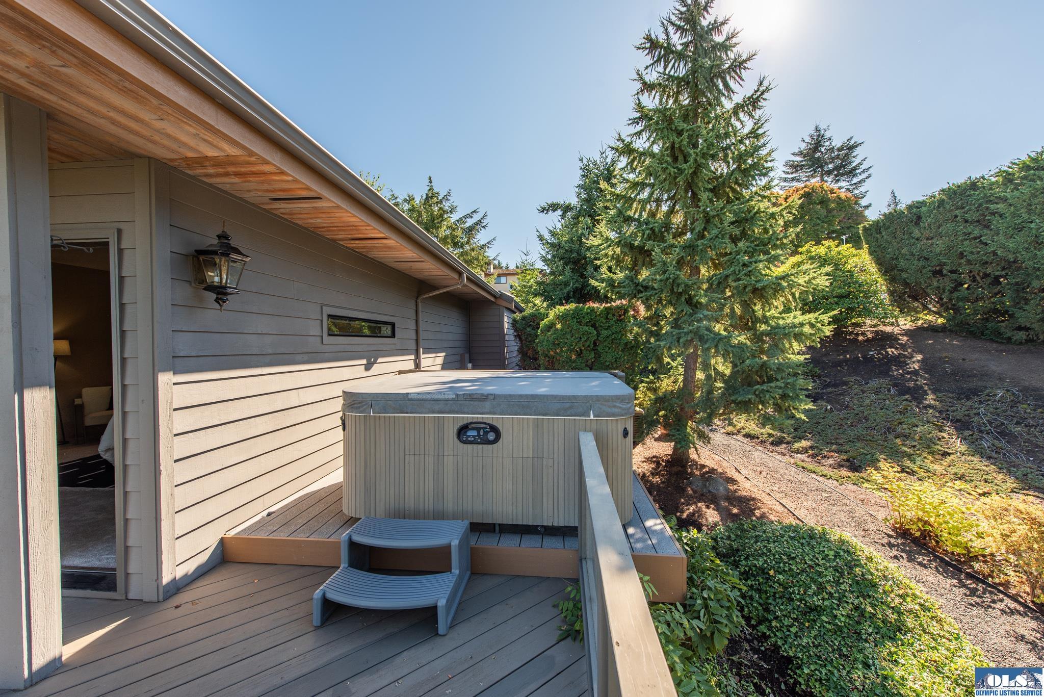 Sequim, Washington, 98382, United States, 3 Bedrooms Bedrooms, ,3 BathroomsBathrooms,Residential,Active,1967309