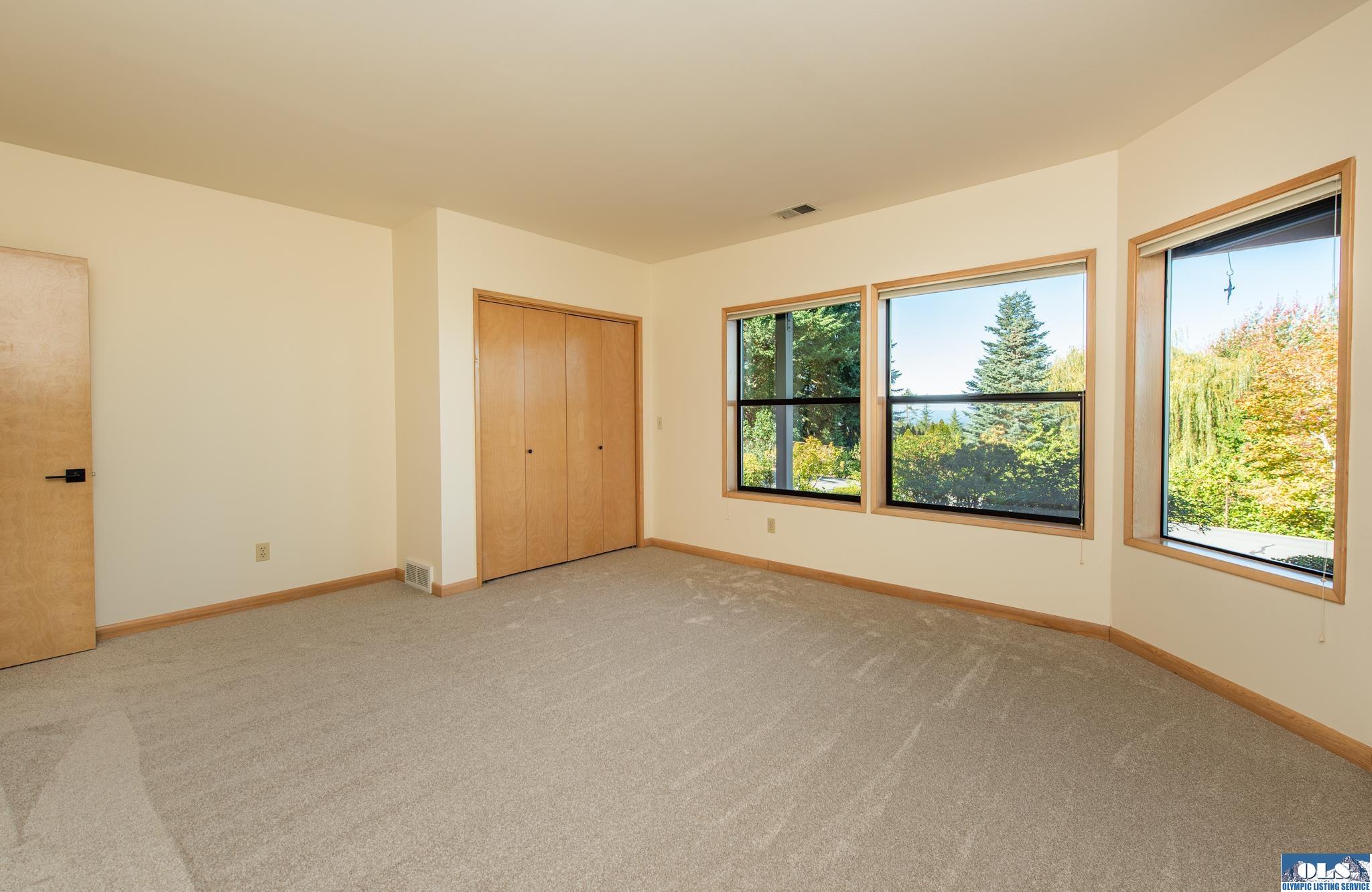 Sequim, Washington, 98382, United States, 3 Bedrooms Bedrooms, ,3 BathroomsBathrooms,Residential,Active,1967309