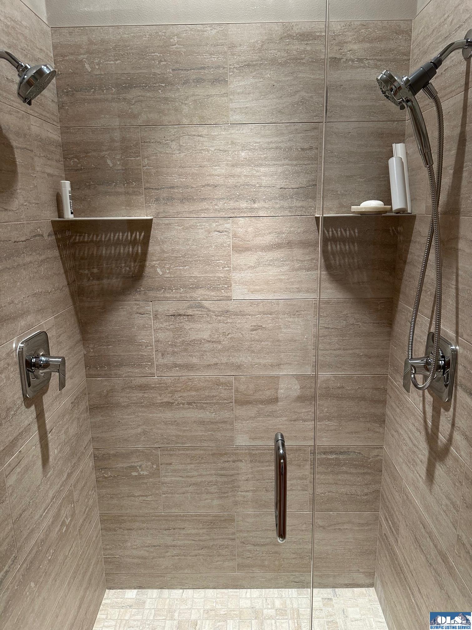 Port Angeles, Washington, 98362, United States, 3 Bedrooms Bedrooms, ,4 BathroomsBathrooms,Residential,Active,2015422