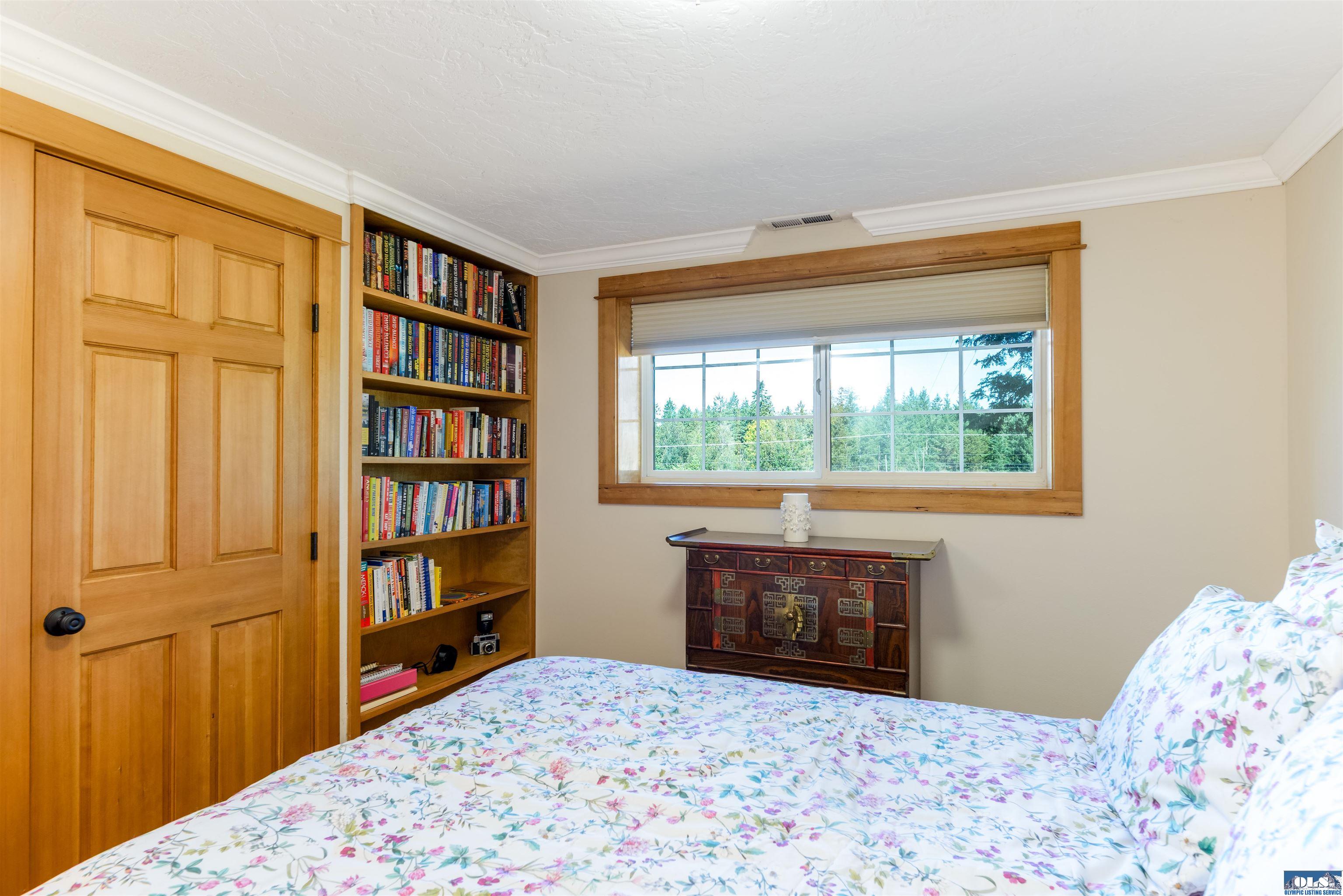 Sequim, Washington, 98382, United States, 5 Bedrooms Bedrooms, ,4 BathroomsBathrooms,Residential,Active,1945451