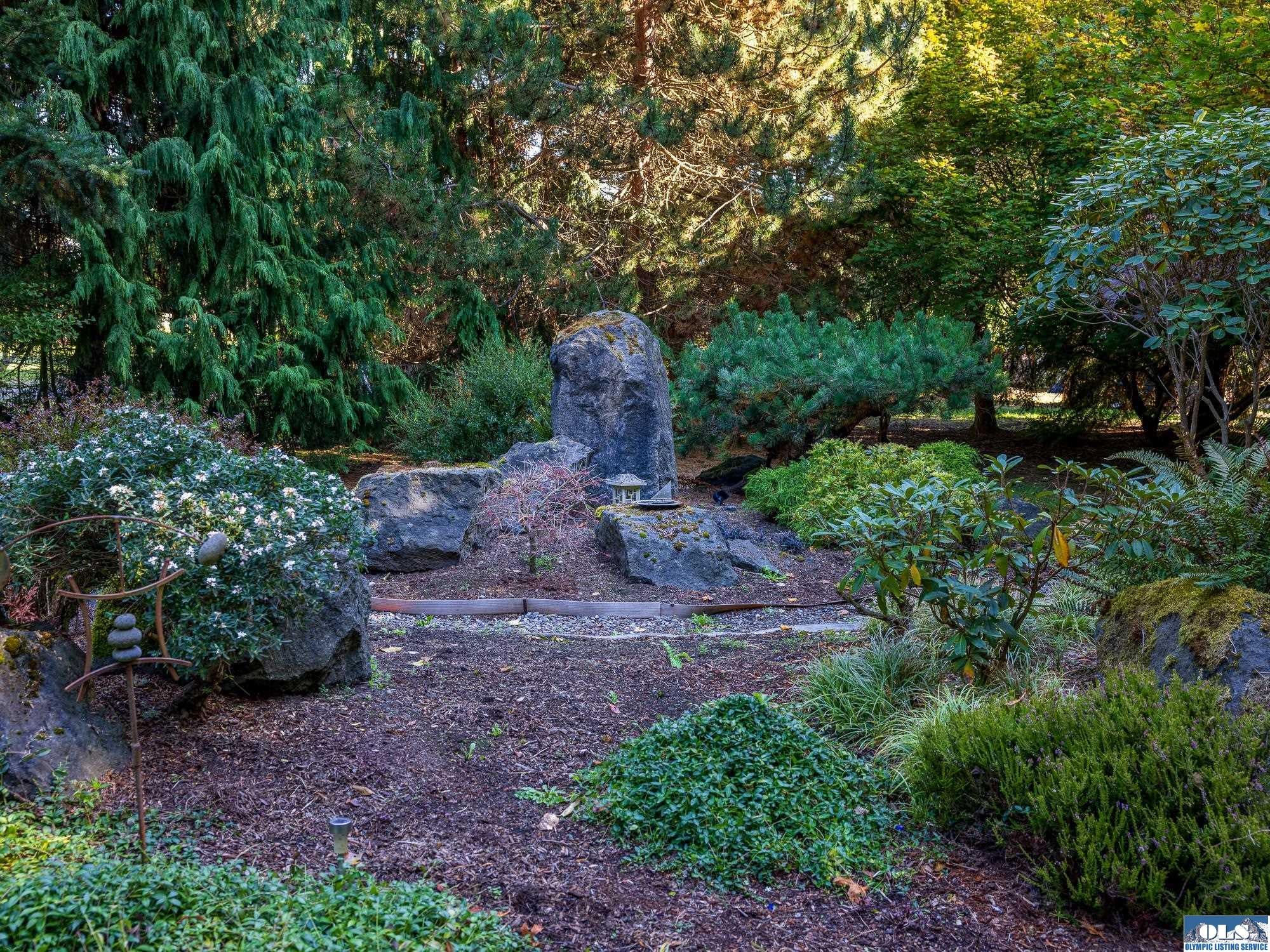 Sequim, Washington, 98382, United States, 4 Bedrooms Bedrooms, ,5 BathroomsBathrooms,Residential,Active,1808316