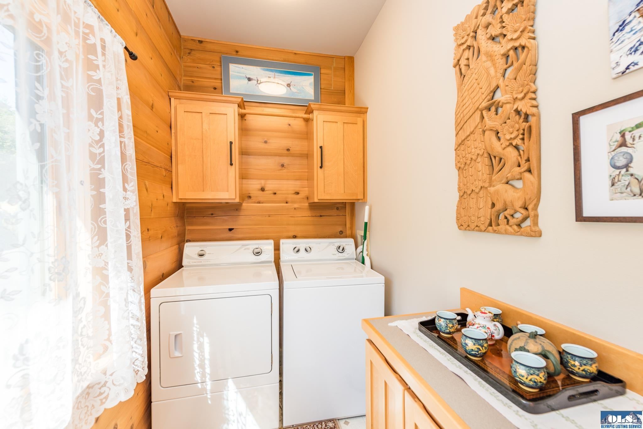 Port Angeles, Washington, 98362, United States, 3 Bedrooms Bedrooms, ,4 BathroomsBathrooms,Residential,Active,2015422