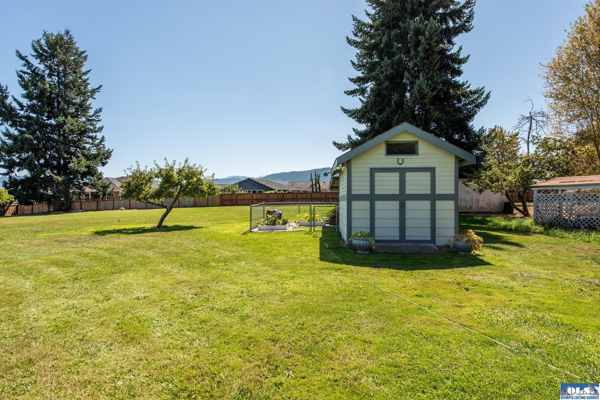 Sequim, Washington, 98382, United States, 3 Bedrooms Bedrooms, ,3 BathroomsBathrooms,Residential,Active,1936602