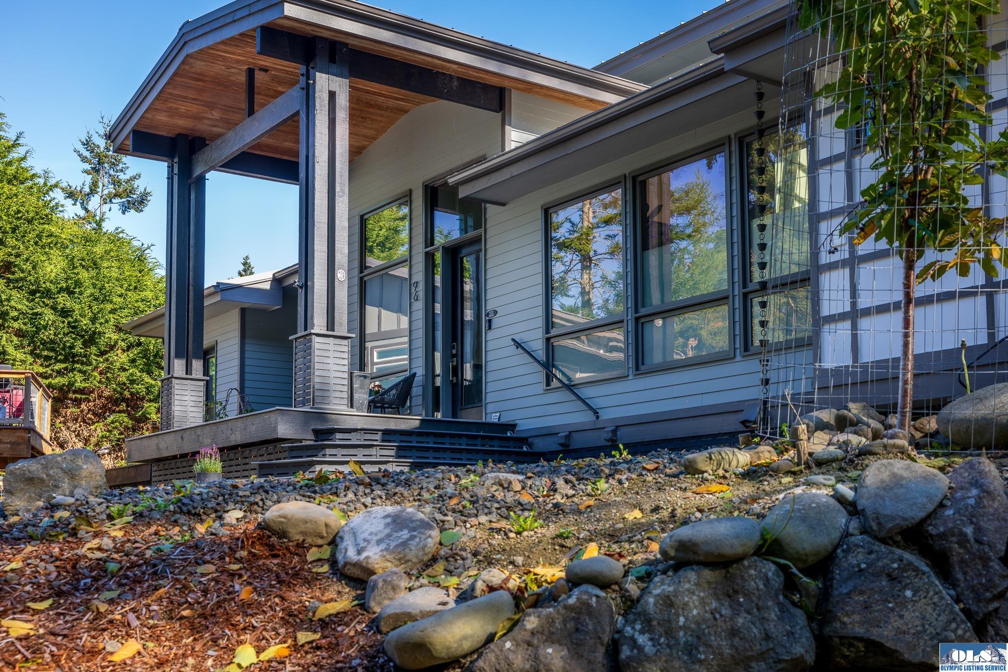 Sequim, Washington, 98382, United States, 4 Bedrooms Bedrooms, ,5 BathroomsBathrooms,Residential,Active,1808316