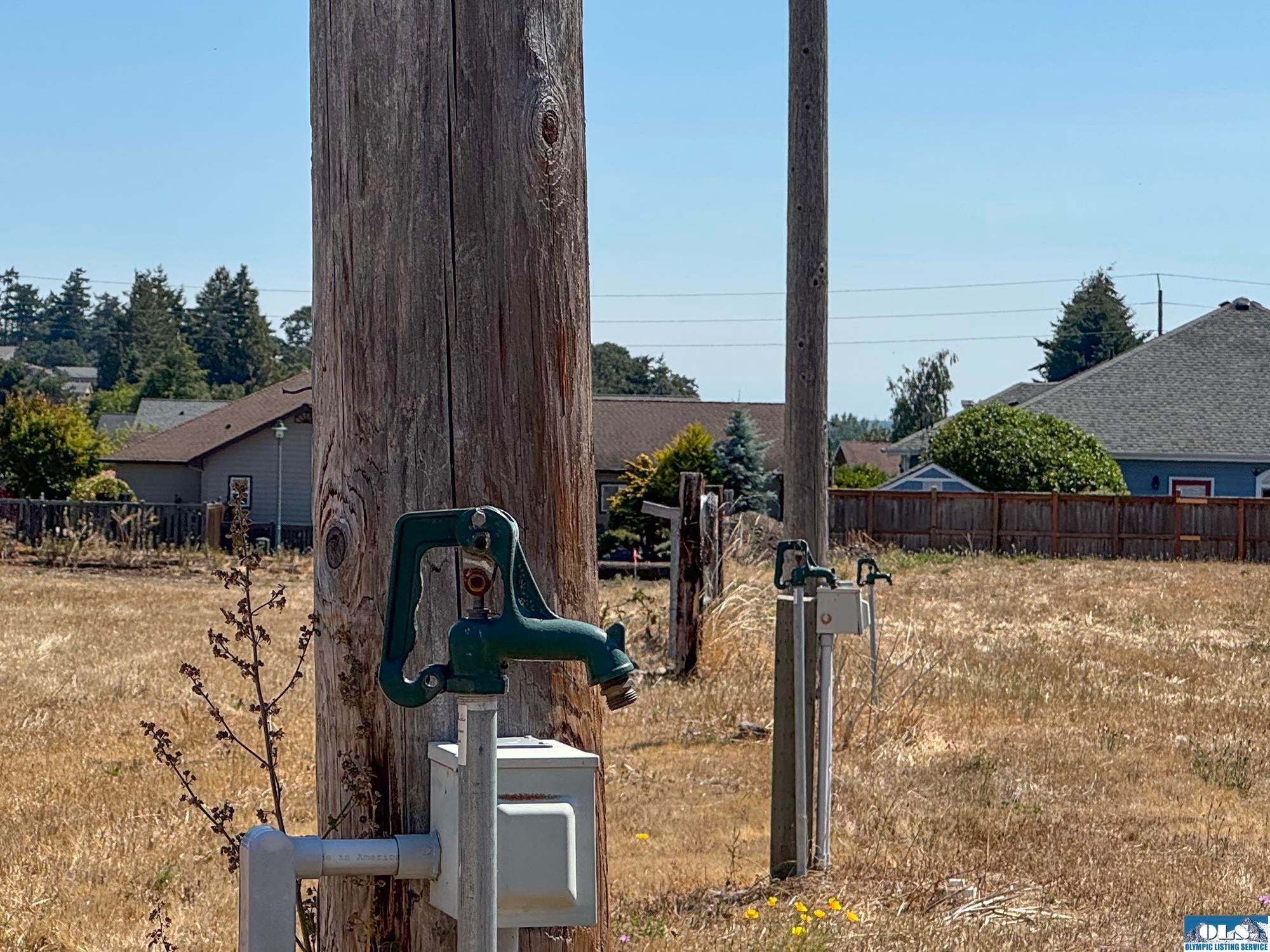 Sequim, Washington, 98382, United States, 7 Bedrooms Bedrooms, ,5 BathroomsBathrooms,Residential,Active,1910145