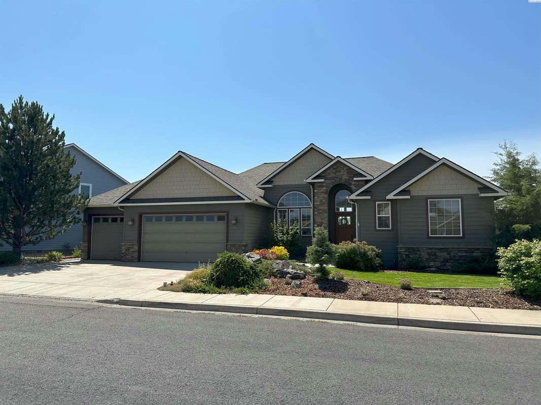 815 NW PALOUSE VIEW CT, PULLMAN, WA 99163, photo 1 of 49