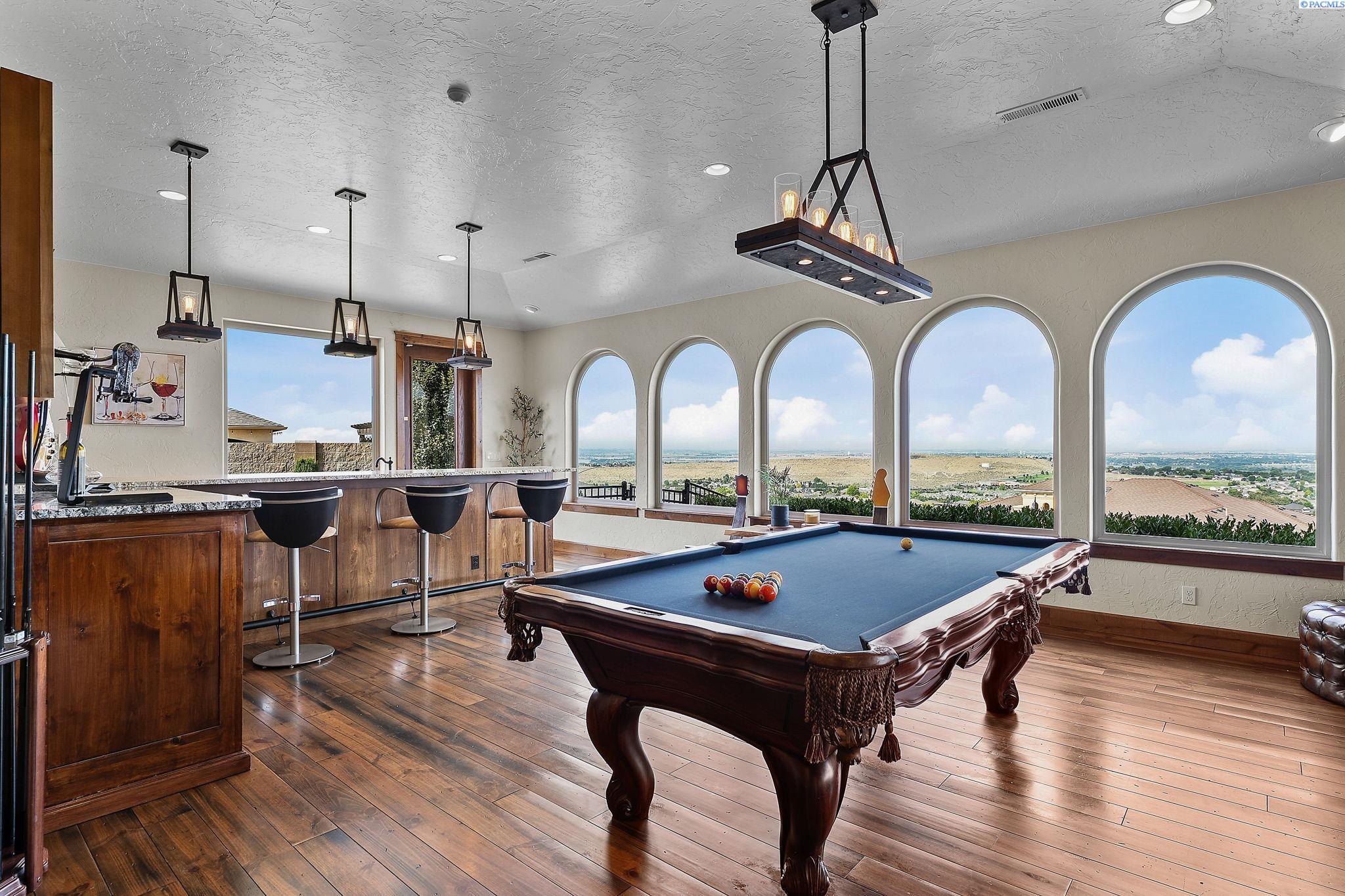 Richland, Washington, 99352, United States, 4 Bedrooms Bedrooms, ,3 BathroomsBathrooms,Residential,Active,1973341